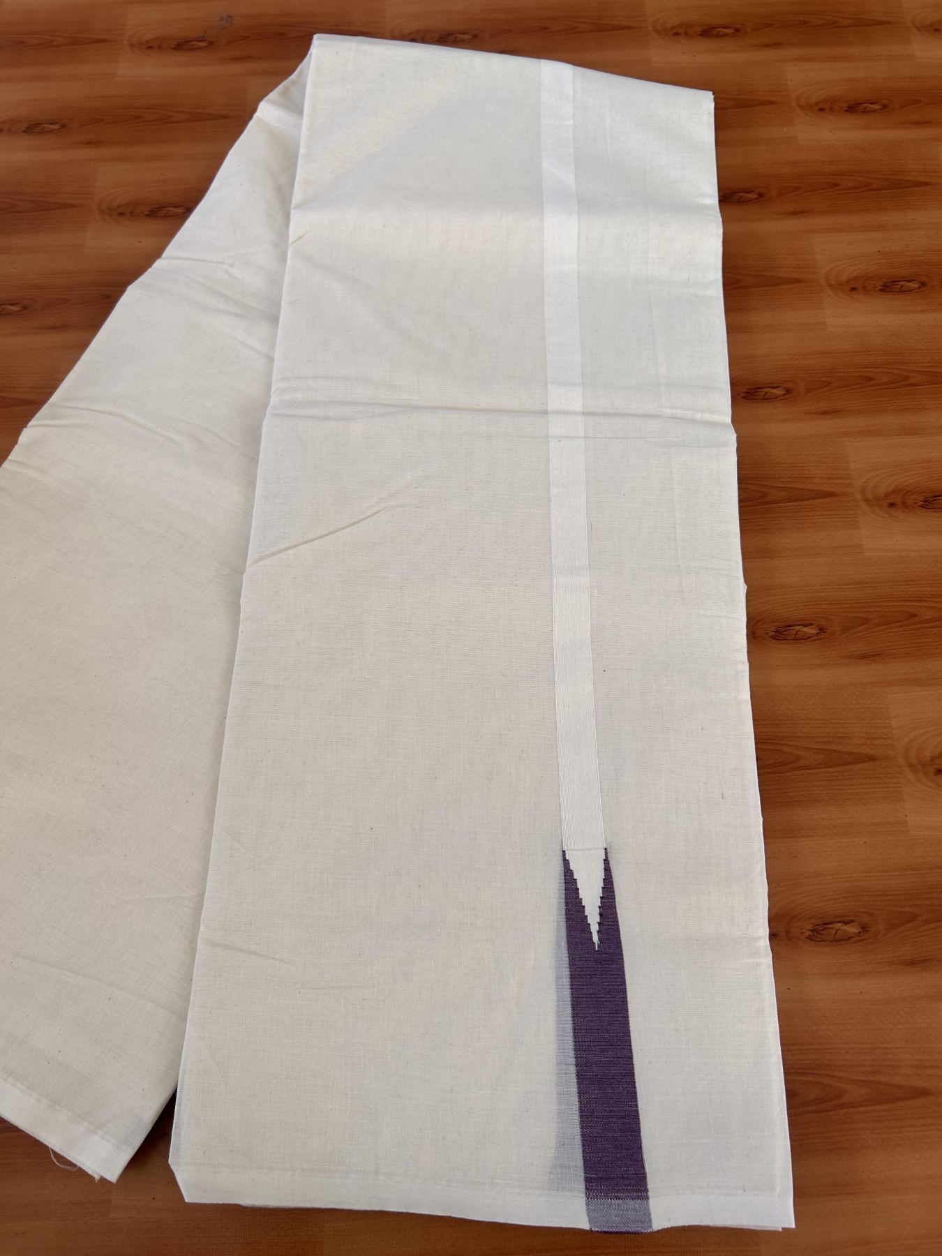 Double Off white Mundu/Dhoti - 20% Discount! KaithariKada Balaramapuram - 100% Cotton 100x100 - 0.75 inch Purple shaded Chutty Kara - 4 mtr (8.5 muzham) - 5 KK5431 ASH