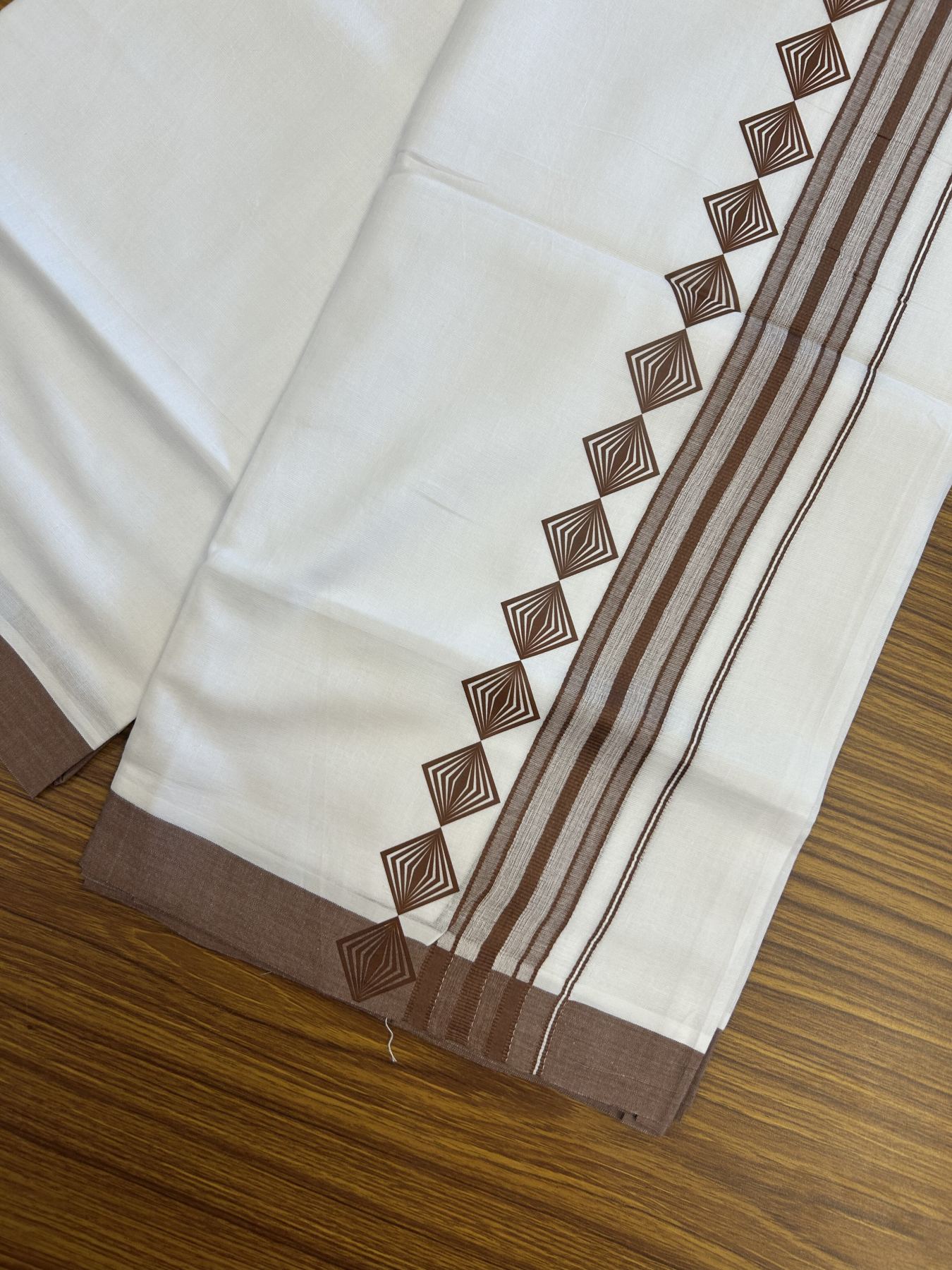 20% Discount ! KaithariKada Balaramapuram Cotton Double Pure white Mundu/Dhoti- 80s - 2.5 inch Walnut Brown Printed Shade Stripes Design Kara - 3.65 mtr (8 muzham) - 5 KK5329 GAN