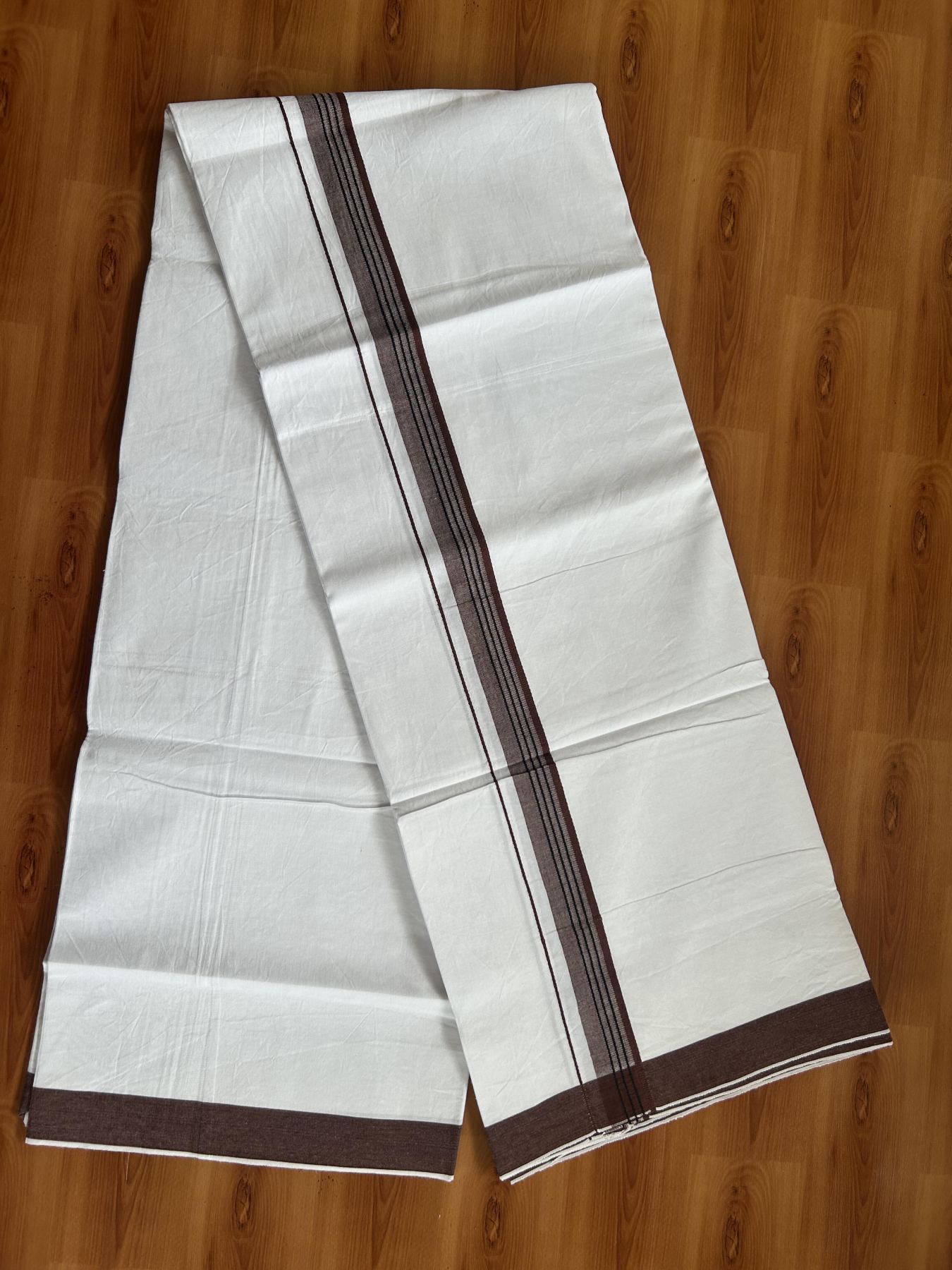 Single Mundu/Dhoti - Pure White - 29% Discount !! KaithariKada Balaramapuram 100% Cotton - Twisted 60s Thread - 0.5 Cm Black & Chocolate Brown Shaded Striped Kara (2 meter / 4 muzham) - 60 KK5393 GL