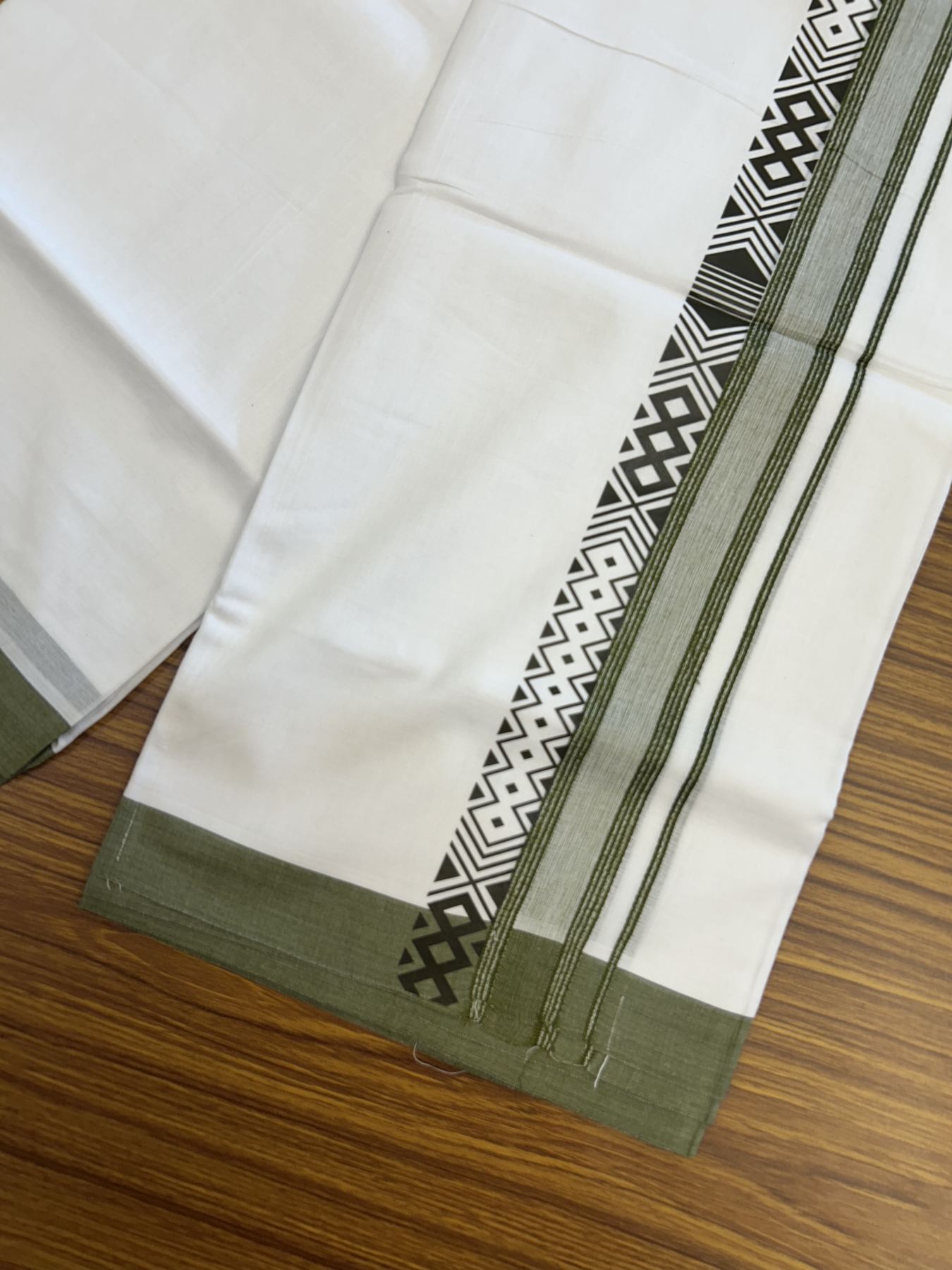 20% Discount ! KaithariKada Balaramapuram Cotton Double Pure white Mundu/Dhoti- 80s - 2.5 inch Olive Green Printed Shade Stripes Design Kara - 3.65 mtr (8 muzham) - 53 KK5329 GAN