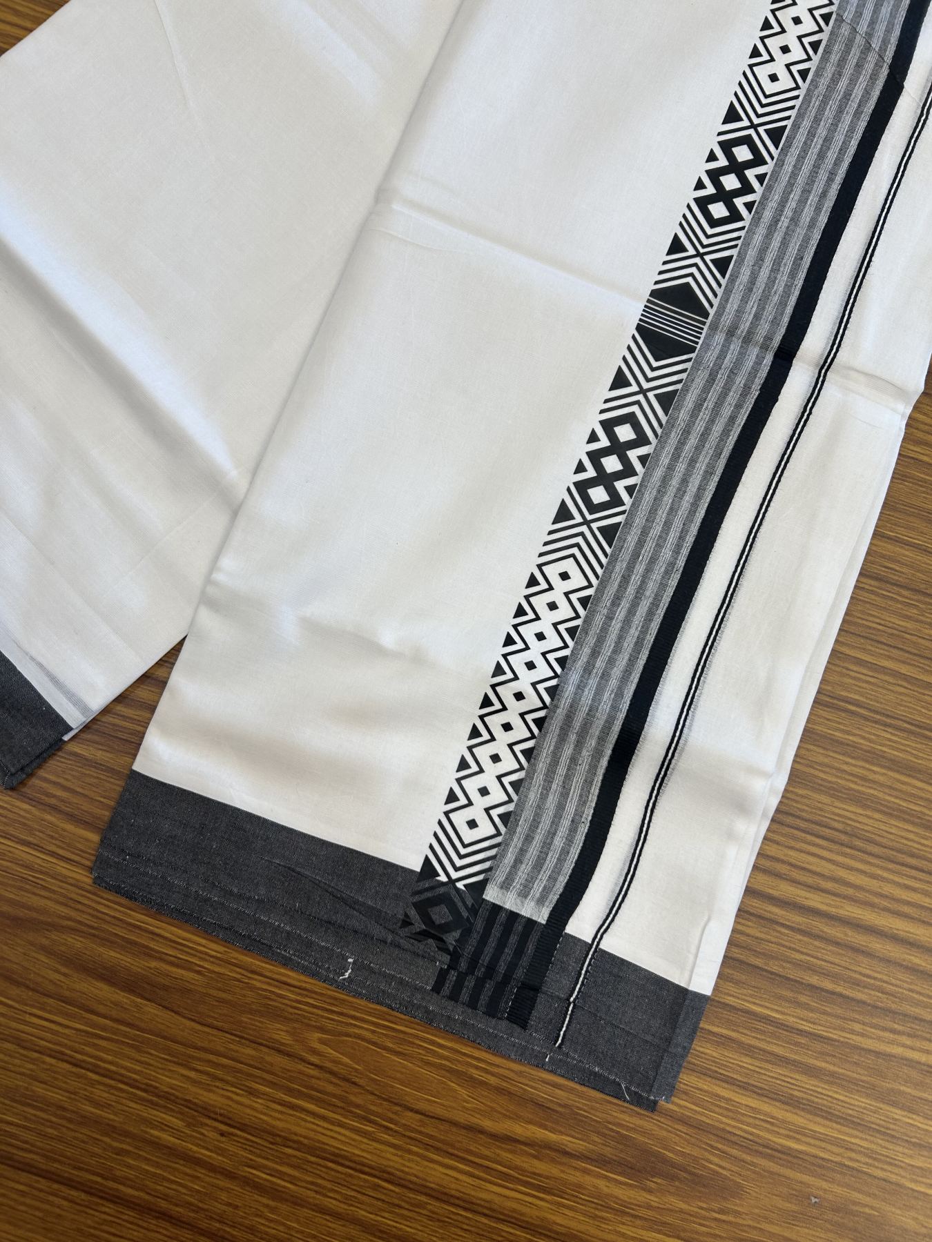 20% Discount ! KaithariKada Balaramapuram Cotton Double Pure white Mundu/Dhoti- 80s - 2.5 inch Black Printed Shade Stripes Design Kara - 3.65 mtr (8 muzham) - 54 KK5329 GAN