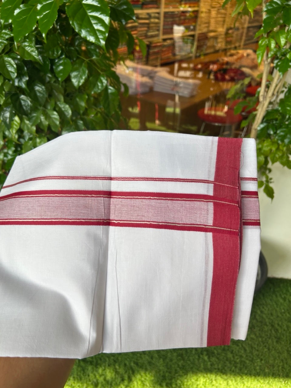 36% DISCOUNT! KaithariKada Balaramapuram 100% Cotton Double Pure white Mundu/Dhoti- 60s - 1.5 inch Silver Kasavu & Maroon Kara - 3.88mtr ( 8 muzham) - 49KK5227 PMC