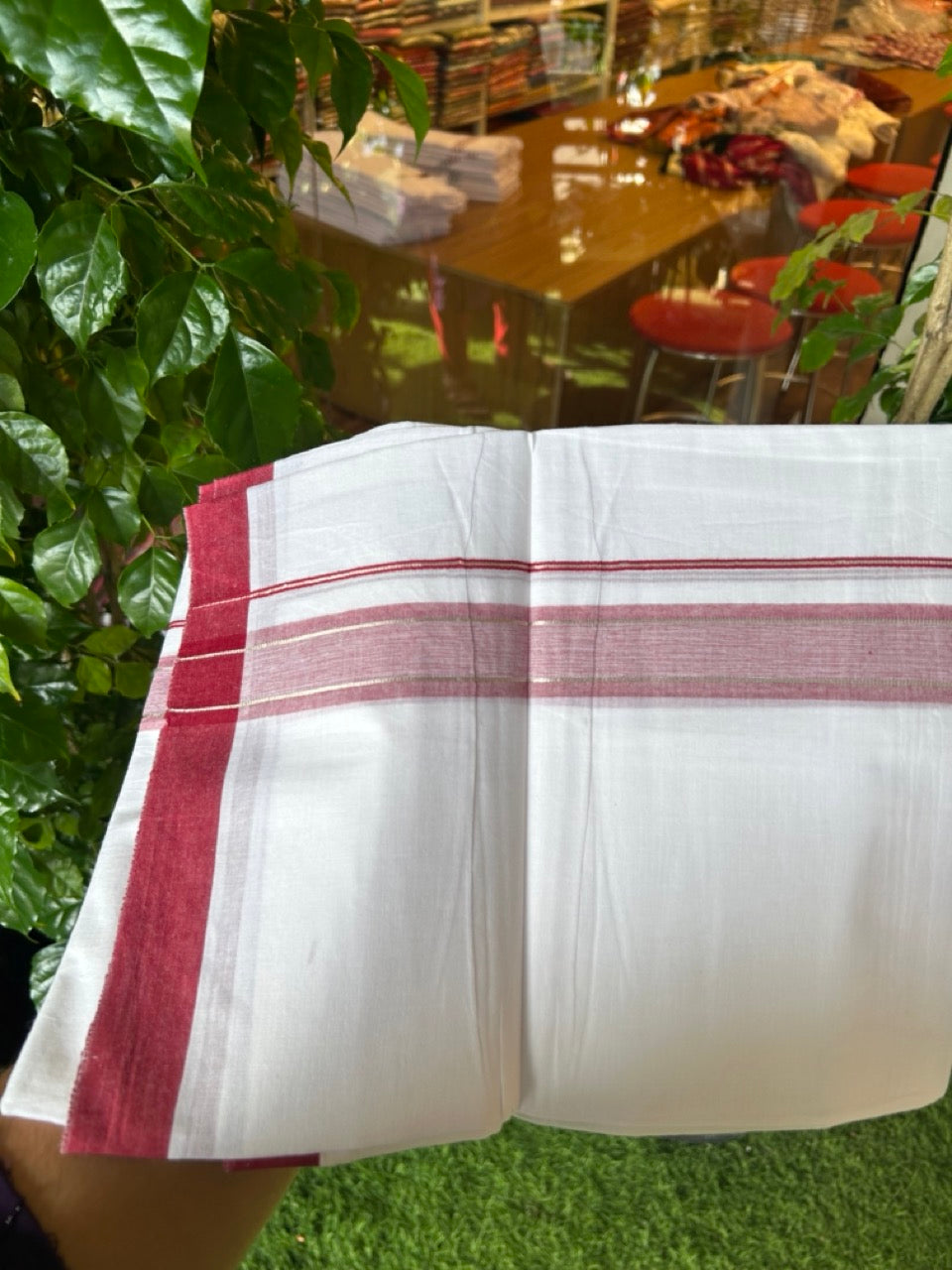 20% DISCOUNT! KaithariKada Balaramapuram 100% Cotton Double Pure white Mundu/Dhoti- 60s - 1.25 inch Silver Kasavu & Maroon Shaded Kara - 3.88mtr ( 8 muzham) - 47KK5227 PMC