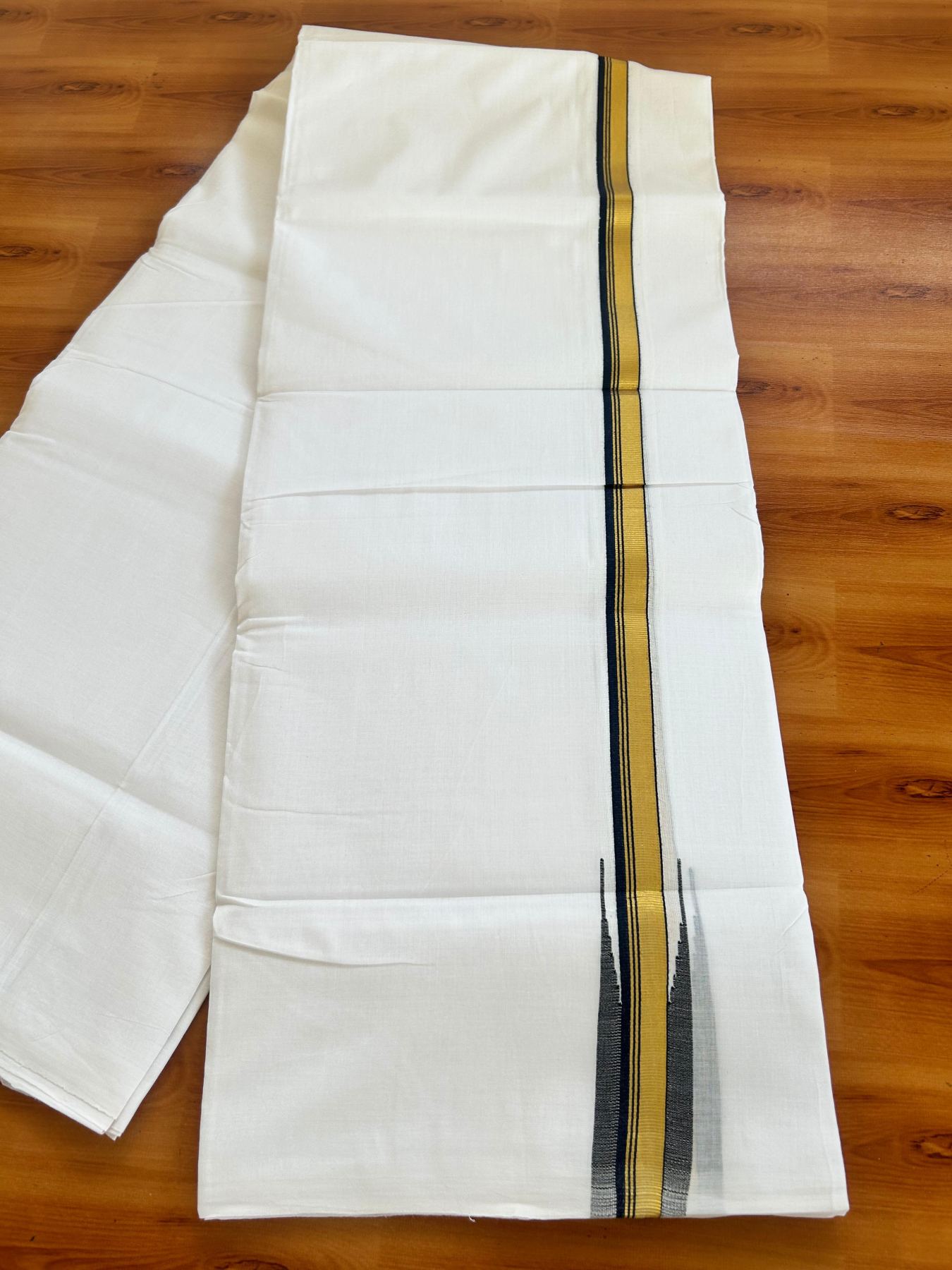 Double Pure White 25% Discount ! KaithariKada Handloom Millpaav - Kerala Handloom - 100% Pure Cotton - 80x90 - 1 Inch Puliyilakkara Gold Kasav Navy Blue & Black Chutty Kara 3.90 mtr (8.36 Muzham) - 26 KK5496 YAR