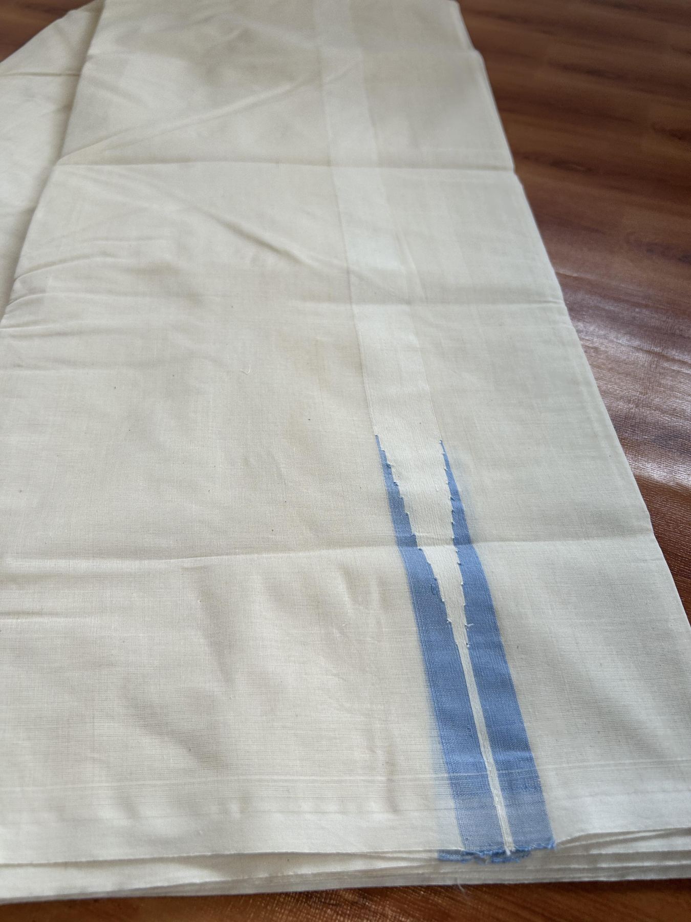 Double Off white Mundu/Dhoti -20% Discount! KaithariKada Balaramapuram 100% Pure Cotton 100x100 - 1 inch Sky Blue Chutty Kara - 20 KK5392 ASH