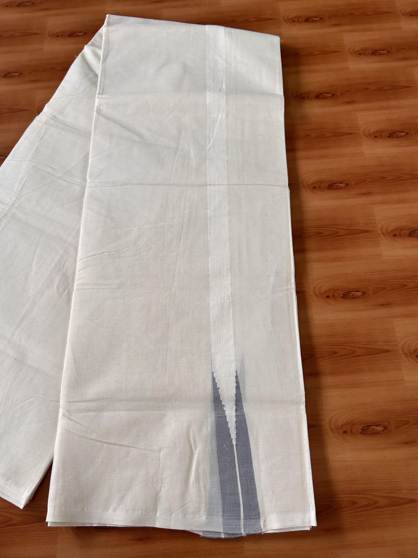 Double Off white Mundu/Dhoti - 20% Discount! KaithariKada Balaramapuram - 100% Cotton 100x100 - 1 inch Puliyilakkara Ash Grey Chutty Kara - 4 mtr (8.5 muzham) - 10 KK5435 ASH