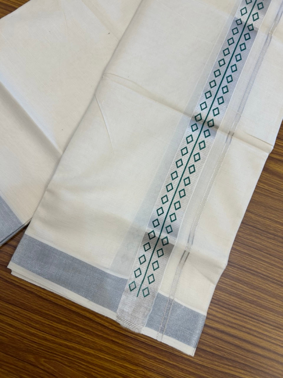 22% Discount!! KaithariKada Balaramapuram 100% Cotton Double Off White - (Ubleached) Mundu/Dhoti - 80x80 - 1.5 inch Silver Kasavu & Green Printed Design Kara - 4 mtr (8 muzham)- 6 KK5253 GAN