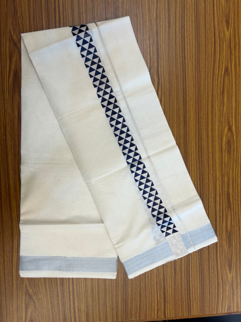 22% Discount!! KaithariKada Balaramapuram 100% Cotton Double Off White - (Ubleached) Mundu/Dhoti - 80x80 - 1.5 inch Silver Kasavu & Navy Blue Printed Design Kara - 18 KK5253 GAN
