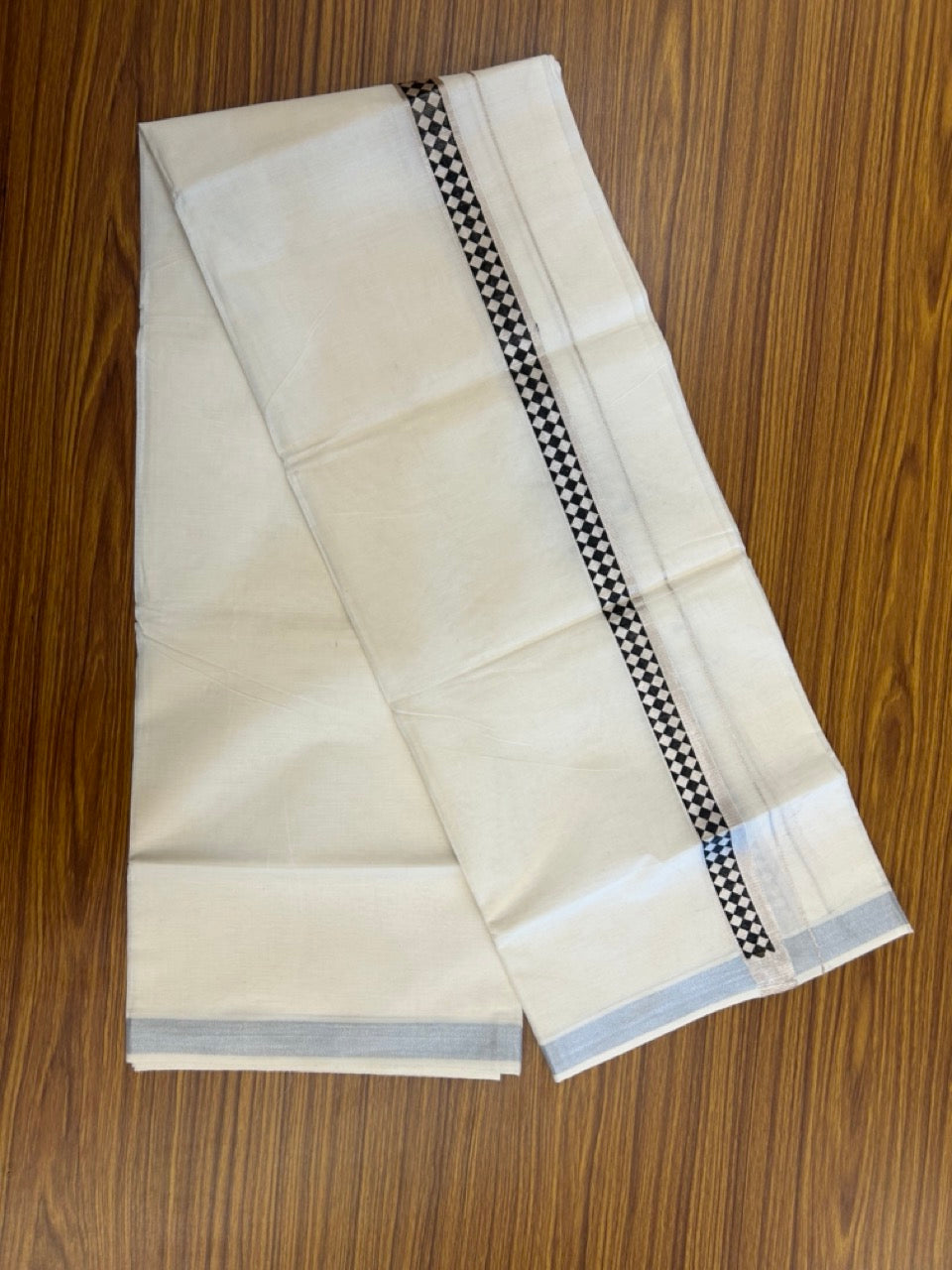 22% Discount!! KaithariKada Balaramapuram 100% Cotton Double Off White - (Ubleached) Mundu/Dhoti - 80x80 - 1.5 inch Silver Kasavu & Black Printed Design Kara - 4 mtr (8 muzham)- 27 KK5253 GAN