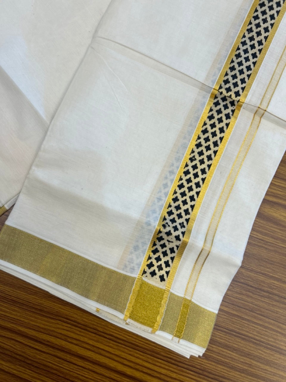 22% Discount!! KaithariKada Balaramapuram 100% Cotton Double Off White - (Ubleached) Mundu/Dhoti - 80x80 - 1.5 inch Gold Kasavu & Black Printed Design Kara - 4 mtr (8 muzham)- 33 KK5253 GAN
