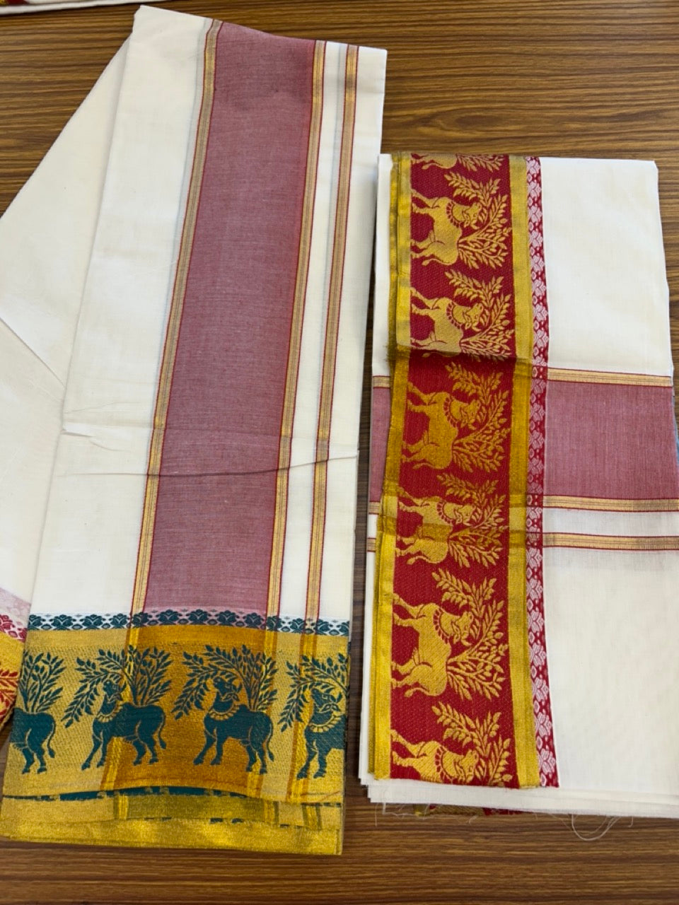 20% Discount! KaithariKada Mixed Cotton Off White - (Unbleached) 80x90 thread - North Indian - Gamcha 8x4 - 4 inch kara with Red & Green Gold Kasav Jacquard border - 9 KK5303 PMC