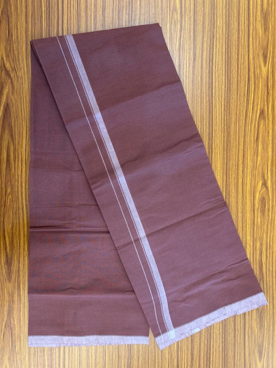 10% Discount ! Kaitharikada Pure Cotton - Kaily / Lungi - (40s) - 0.5 inch White Shaded Kara with Brownish Red colour body (2 meter / 4 muzham) - 4 KK8029 GAN
