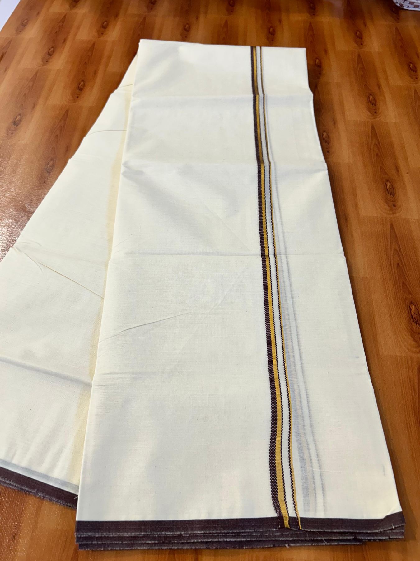 Double Off white (Unbleached) Mundu/Dhoti - 20% Discount! KaithariKada Pure Cotton (80s) - 1 cm Gold Kasav Brown Kara 4 mtr (8.5 muzham) - 9 KK5479 GAN