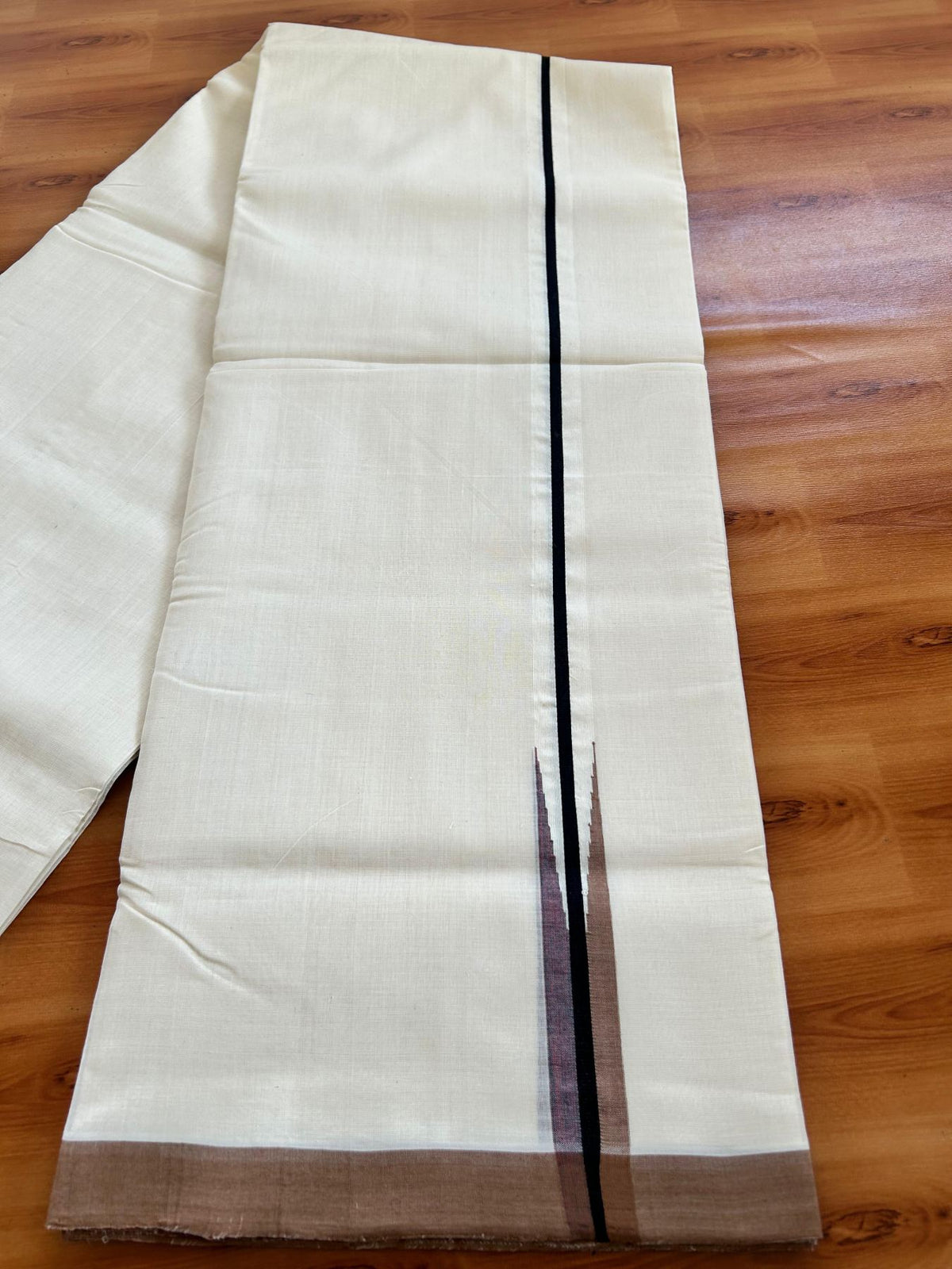 Double Off White (Unbleached) Mundu/Dhoti - 25% Discount!! KaithariKada Handloom Unakkupaav - 100% Pure Cotton - 100x80 - 1 inch Puliyilakkara Black & Brown Multi colour Chutty 4 meter (8.5 muzham) - 15 KK5498 REA