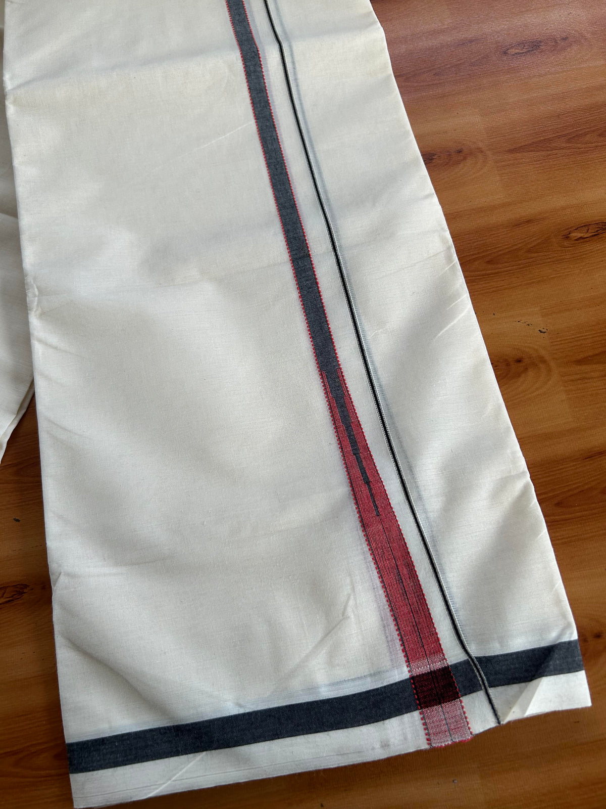 Double Off White (Unbleached) Mundu/Dhoti - 20% Discount!! KaithariKada Pulimood 100% Cotton 100X80 - 0.5 inch Puliyilakkara Silver Kasav Black & Red Striped Chutty Kara - 4 mtr (8.5 muzham) - 14 KK5548 VAS