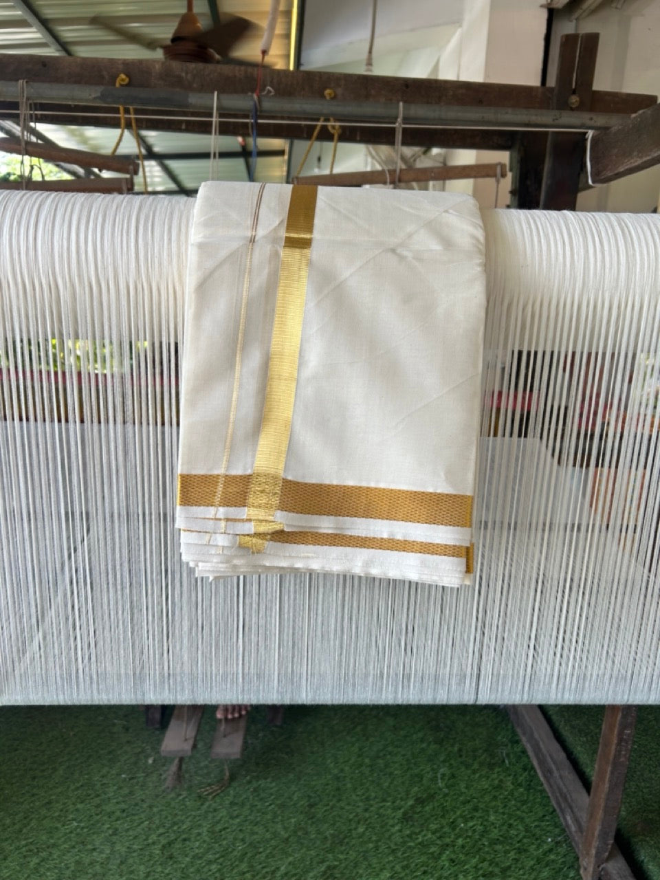 20% Discount! Kaitharikada Balaramapuram Pure Cotton Off White - (Unbleached) - 100x100 thread - North Iindian- Attached Gamcha - 10X6 Dhoti - 0.75 inch Gold Kasav border - 29 KK8304 PMC