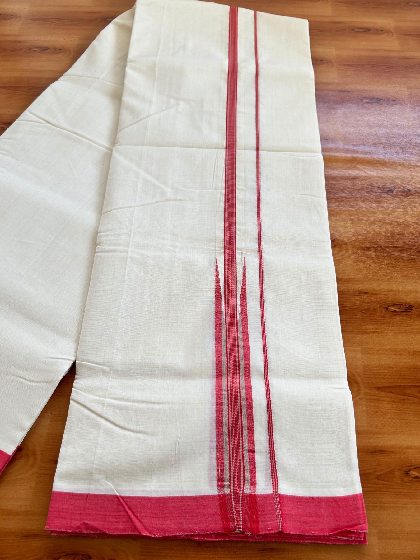 Double Off White (Unbleached) Mundu/Dhoti - 25% Discount!! KaithariKada Handloom Unakkupaav - Kerala Handloom - 100% Pure Cotton - 100x80 - 1 inch Red Pink & Brown Chutty Kara 3.80 mtr (8 muzham) - 8 KK5498 REA