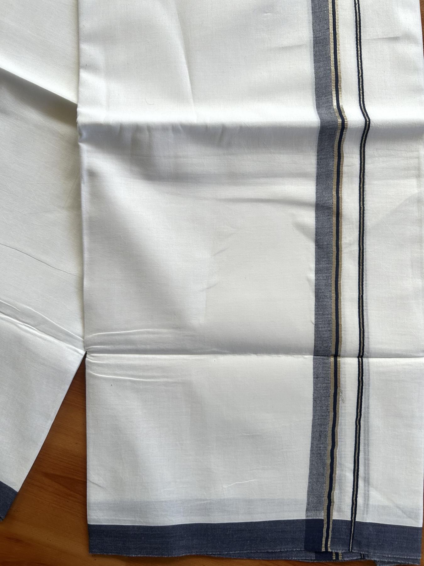 Double Pure White Mundu/Dothi - 20% Discount!! Kaitharikada Balaramapuram 100% Pure Cotton 100x80 - 0.75 inch Silver Kasav & Navy Blue Shaded Kara - 3.90 m (8 muzham) - 32 KK5437 VAS