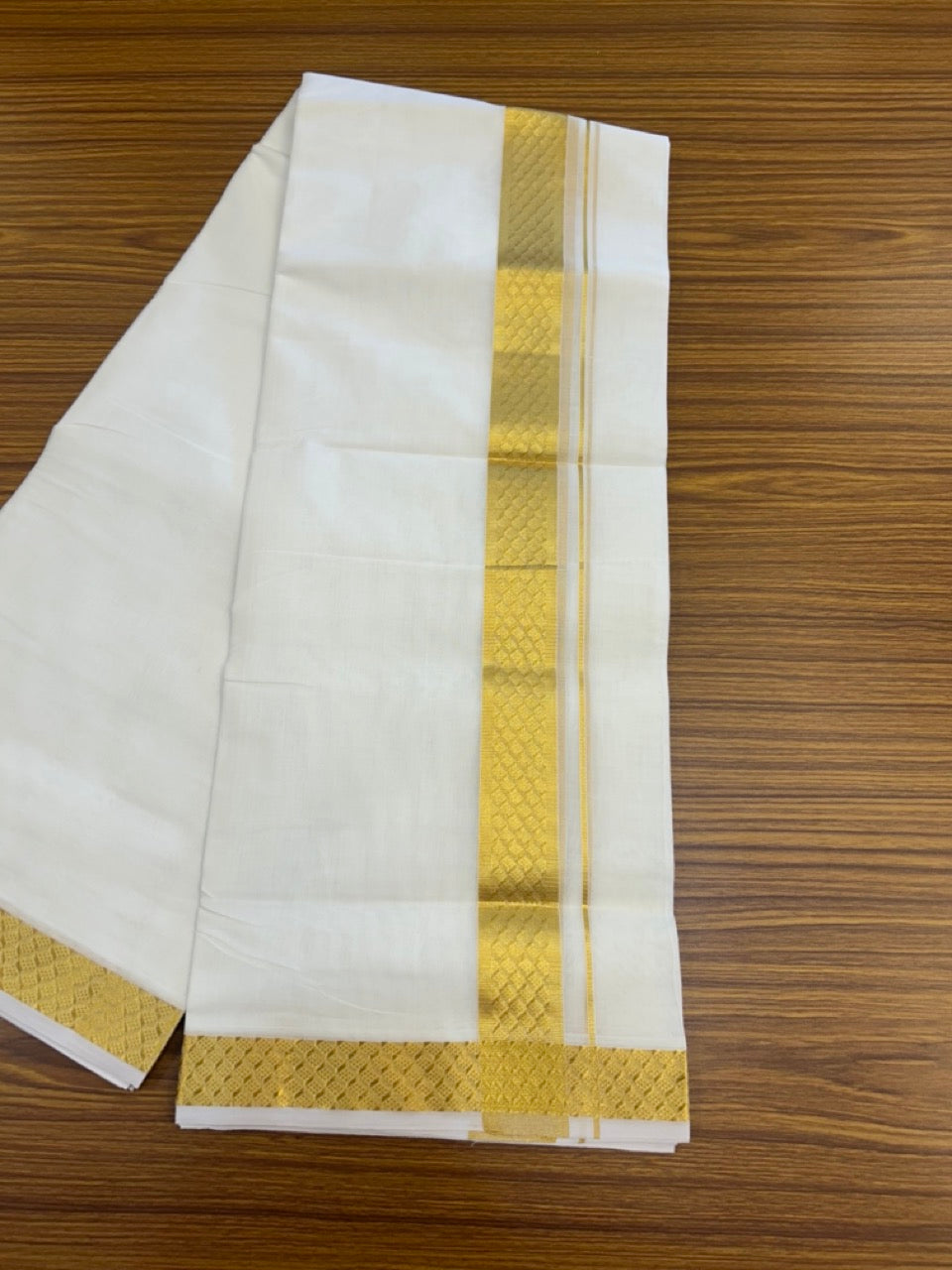 25% Discount!! KaithariKada Handloom Unakkupaav Balaramapuram - 100% Pure Cotton Pure White Double Mundu/Dothi - 100x80 - 1.75 Inch Gold Kasav Jacquard Design kara 4mtr (8.5 muzham) - 1 KK5289 ABH