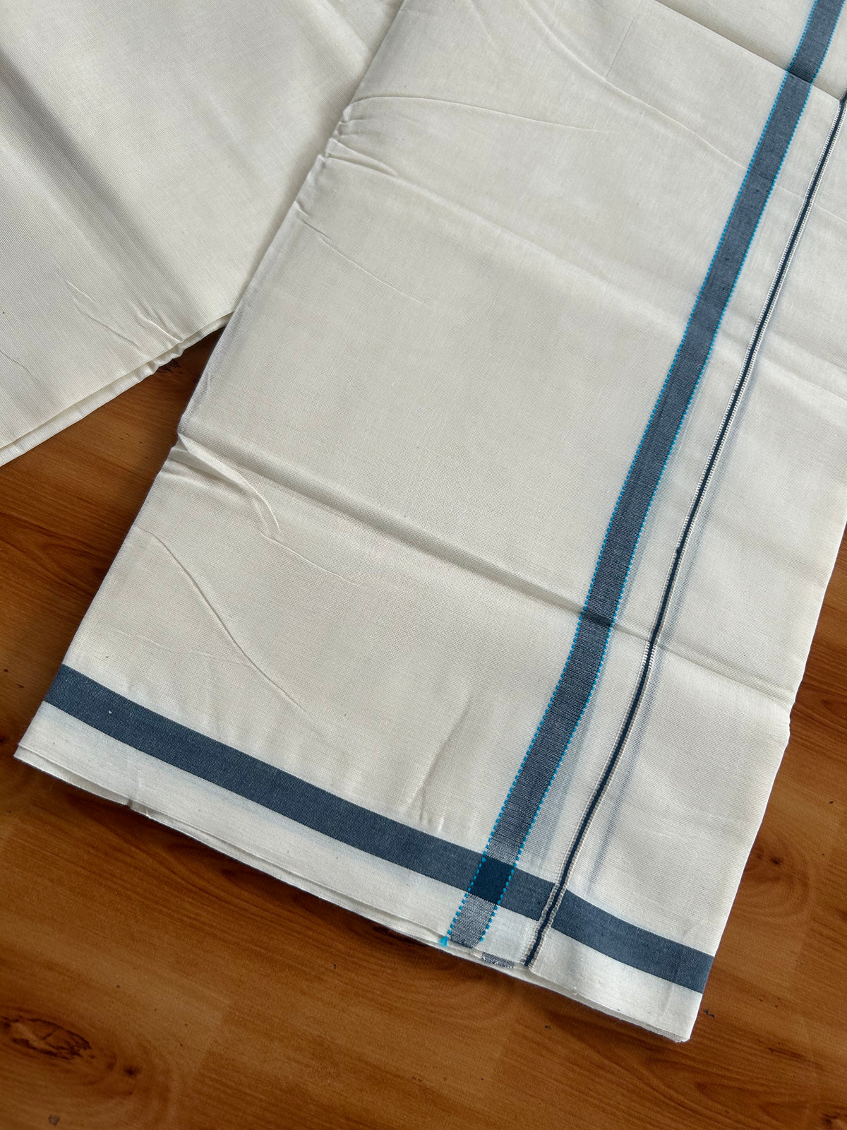 Double Off White (Unbleached) Mundu/Dhoti - 20% Discount!! KaithariKada Pulimood 100% Cotton 100X80 - 0.5 inch Puliyilakkara Silver Kasav Peakcock Blue & Cyan Blue Striped One Side Chutty Kara - 4 mtr (8.5 muzham) - 11 KK5548 VAS