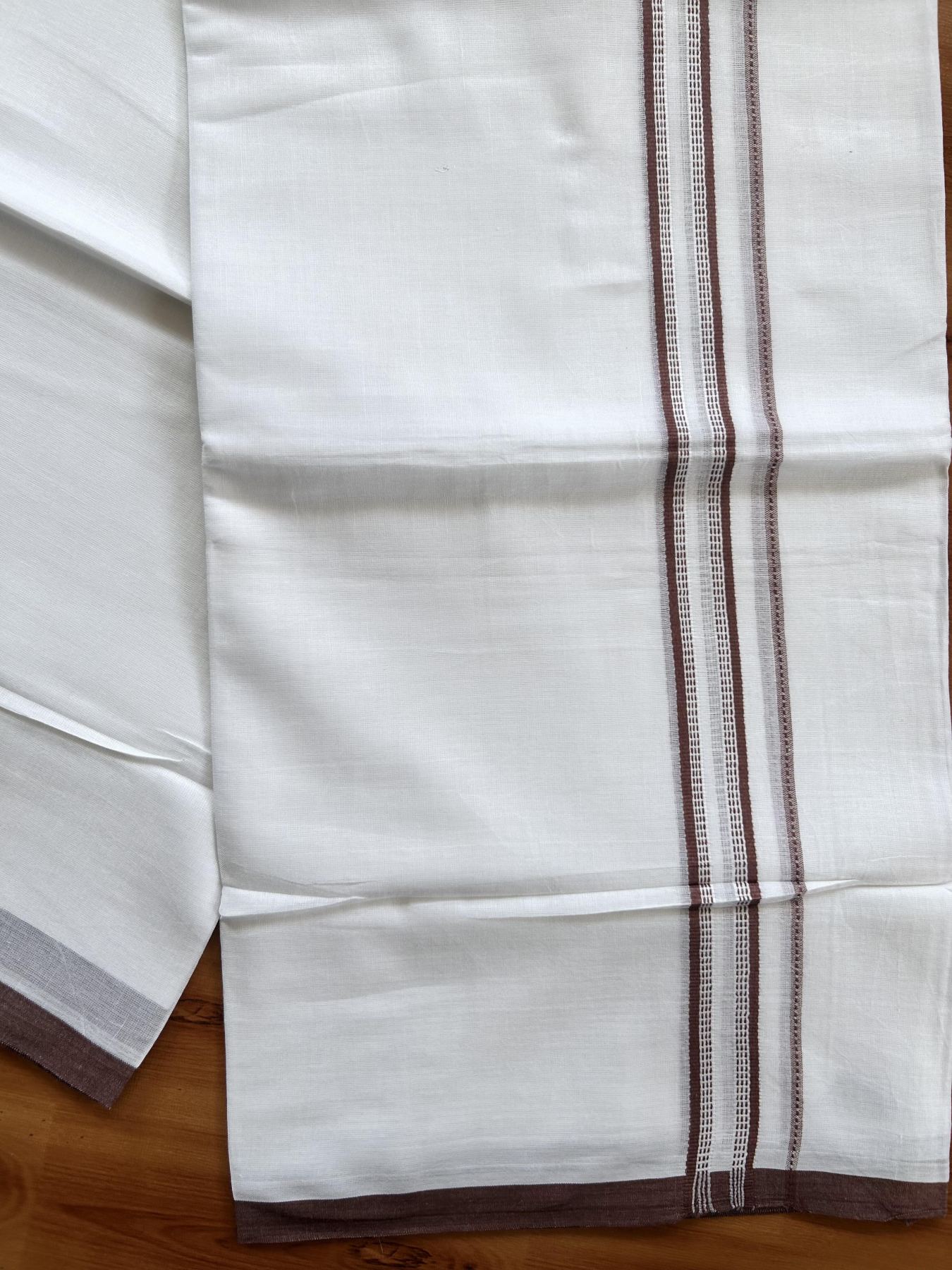 Double Pure White Mundu/Dothi - 20% Discount ! Kaitharikada Balaramapuram Cotton - 60s - 0.75 Inch Rosy Brown Striped Kara 3.90 mtr (8 muzham) - 17 KK5437 VAS