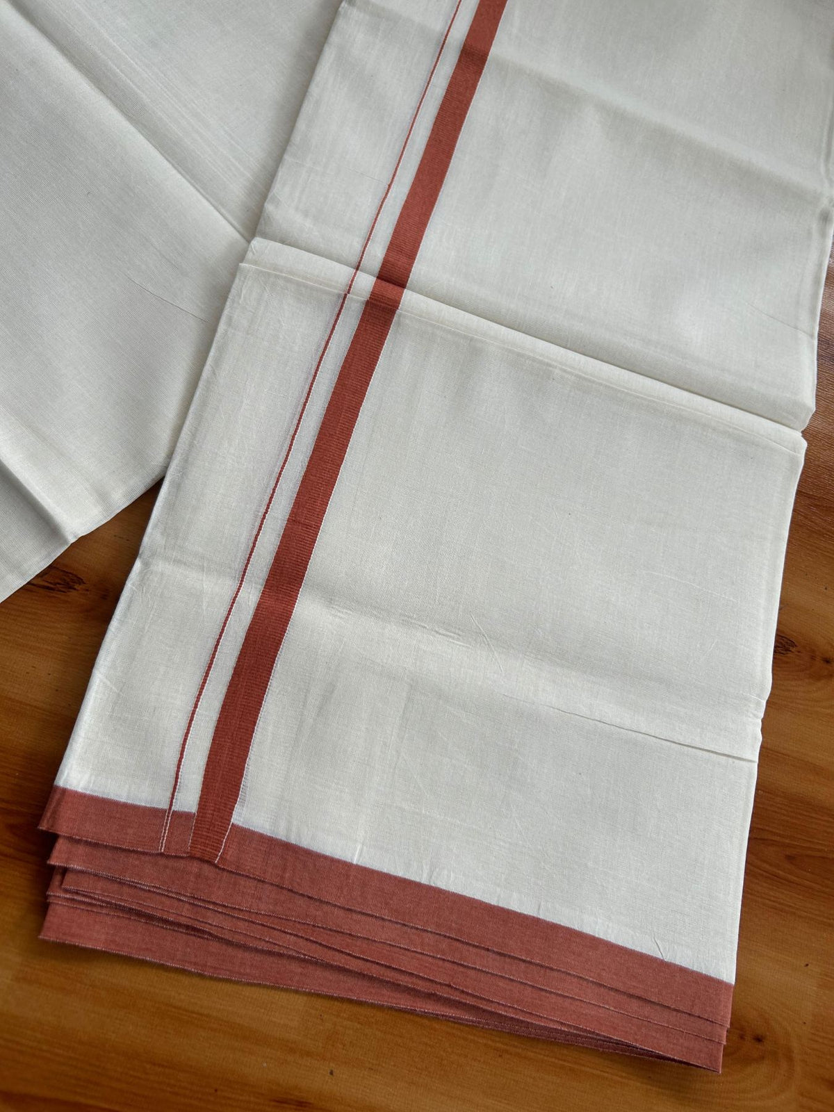 Double Off White (Unbleached) Mundu/Dhoti - 20% Discount!! KaithariKada Pulimood 100% Cotton 80s - 0.5 inch Puliyilakkara Burnt Orange colour Kara - 3.90 mtr (8.5 muzham) - 21 KK5548 VAS