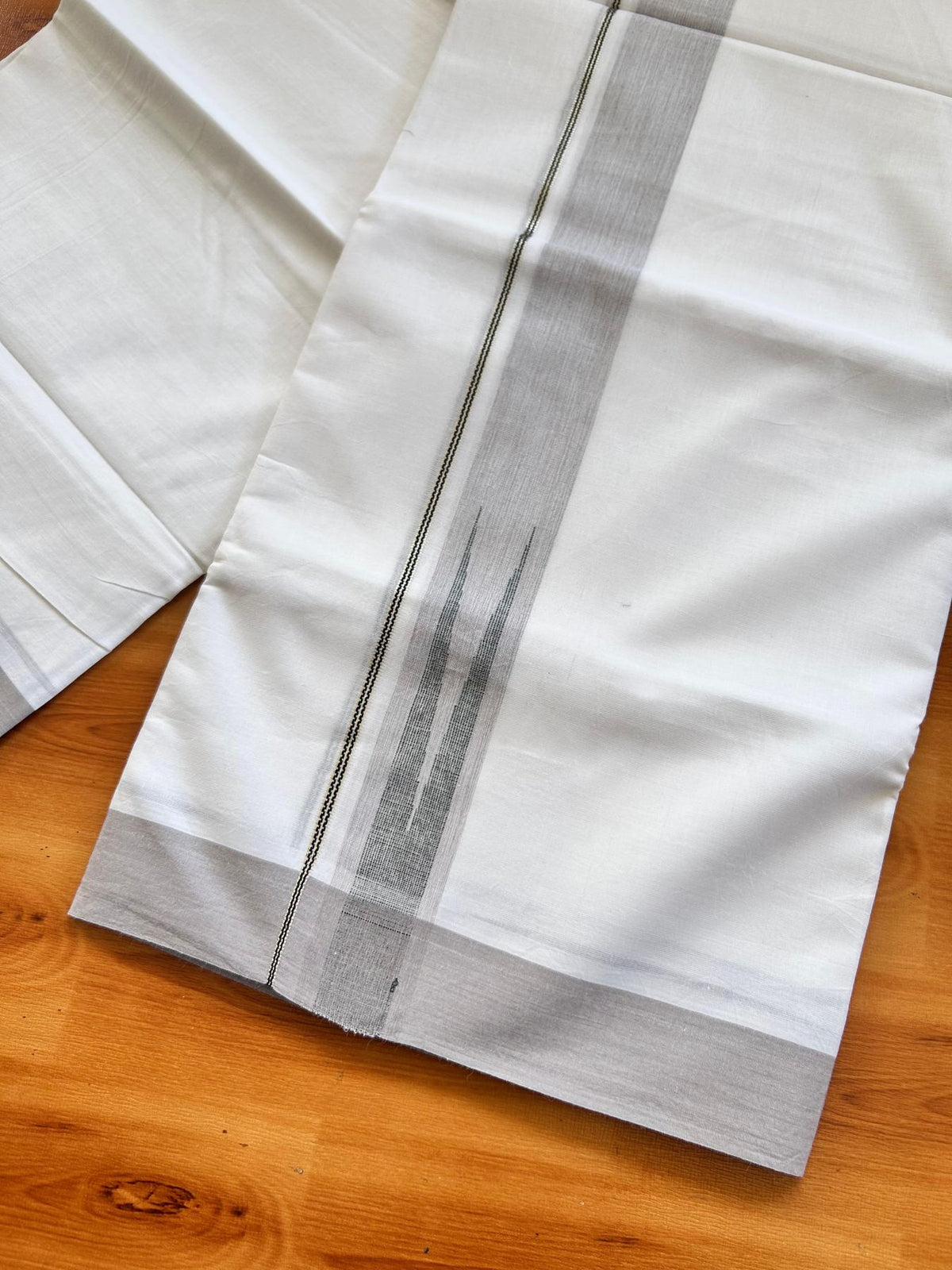 Double Pure White Mundu/Dhoti - 20% Discount !! KaithariKada Balaramapuram 100% Cotton - 100x80 - 1.5 inch Black & Light Ash Purple Chutty Kara 3.80 mtr (8 muzham) - 23 KK5499 CKS