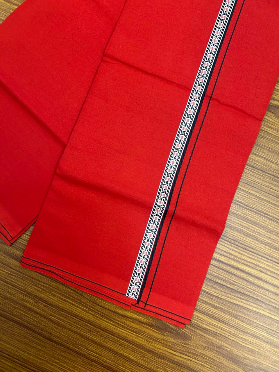 39% Discount! Kaitharikada - Pure Cotton - Single Kaily / Lungi - 0.75 inch Dark Green & Multi colour Pattern Printed kara with Red colour body (2 meter / 4 muzham) - 10 KK8038 GAN