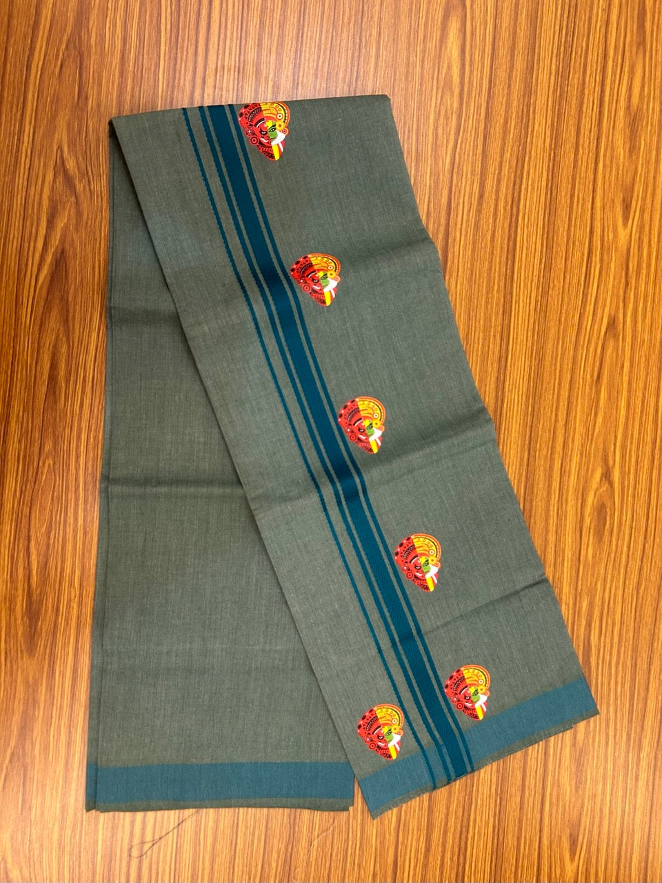 22% Discount! Kaitharikada - Pure Cotton - Single Kaily / Lungi - (40s) - 1.25 inch Dark Green striped Theyyam Kadhakali Printed Design kara with Green shaded colour body (2 meter / 4 muzham) - 12 KK8038 GAN