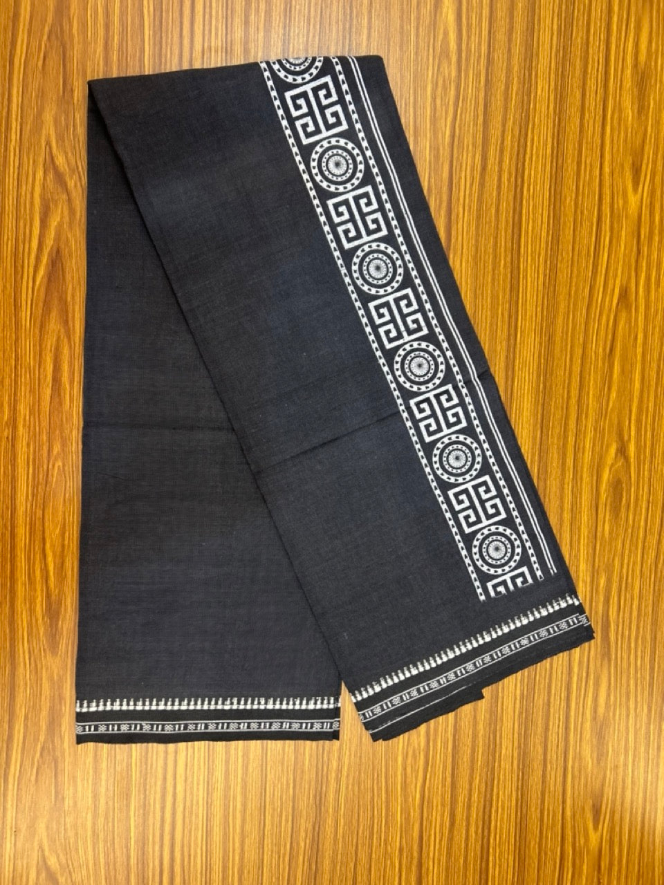 Kaitharikada - Polyster + Cotton - 20s twisted - Single Kaily / Lungi - 2.5 inch White P rinted Kuppadam Border with Ash Blue colour body (2 meter / 4 muzham) - 5 KK8038 GAN