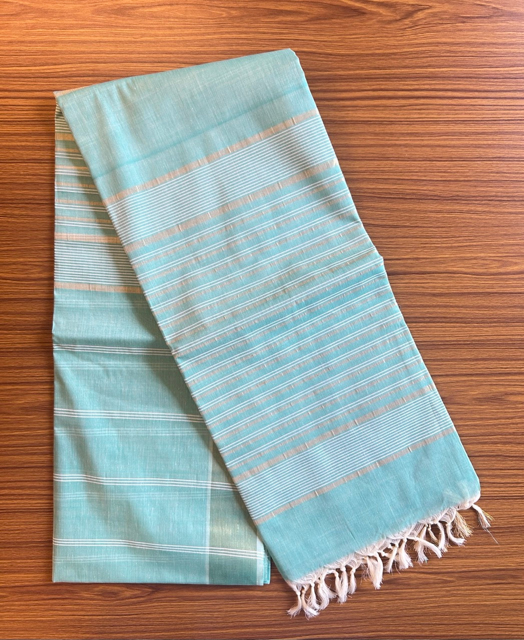 28% Discount! Kerala Colour Cotton Saree - Pista Green with kasavu & white stripes - Kaitharikada - 9KK1000PAN