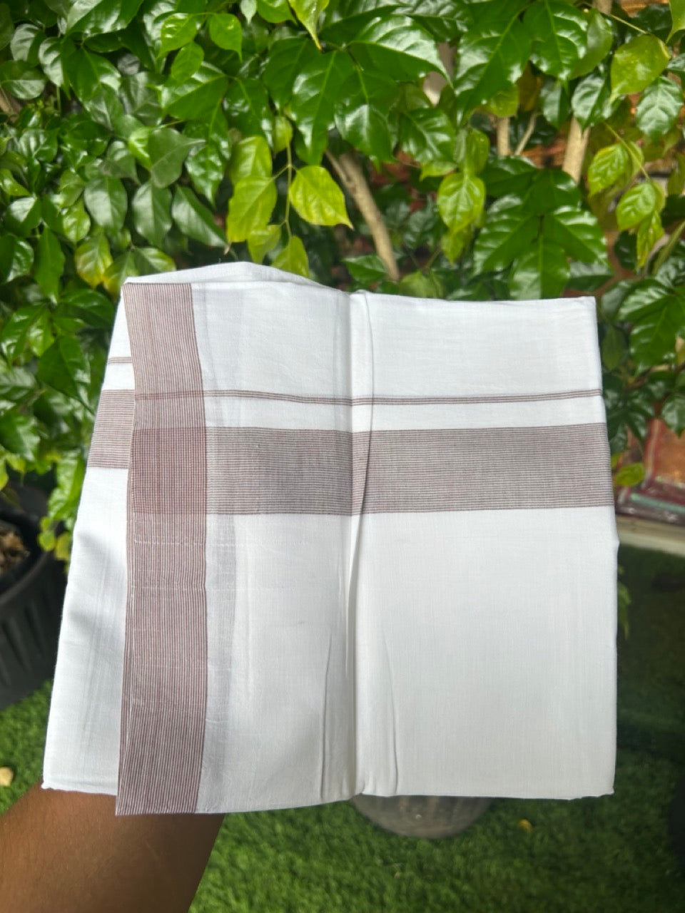 20% Discount ! Kaitharikada Balaramapuram 100% Cotton PURE WHITE Double Mundu/Dothi - 100x80 - 1.75 inch Brown Stripes Kara 3.90 mtr (8 muzham) - 54KK5220 THI