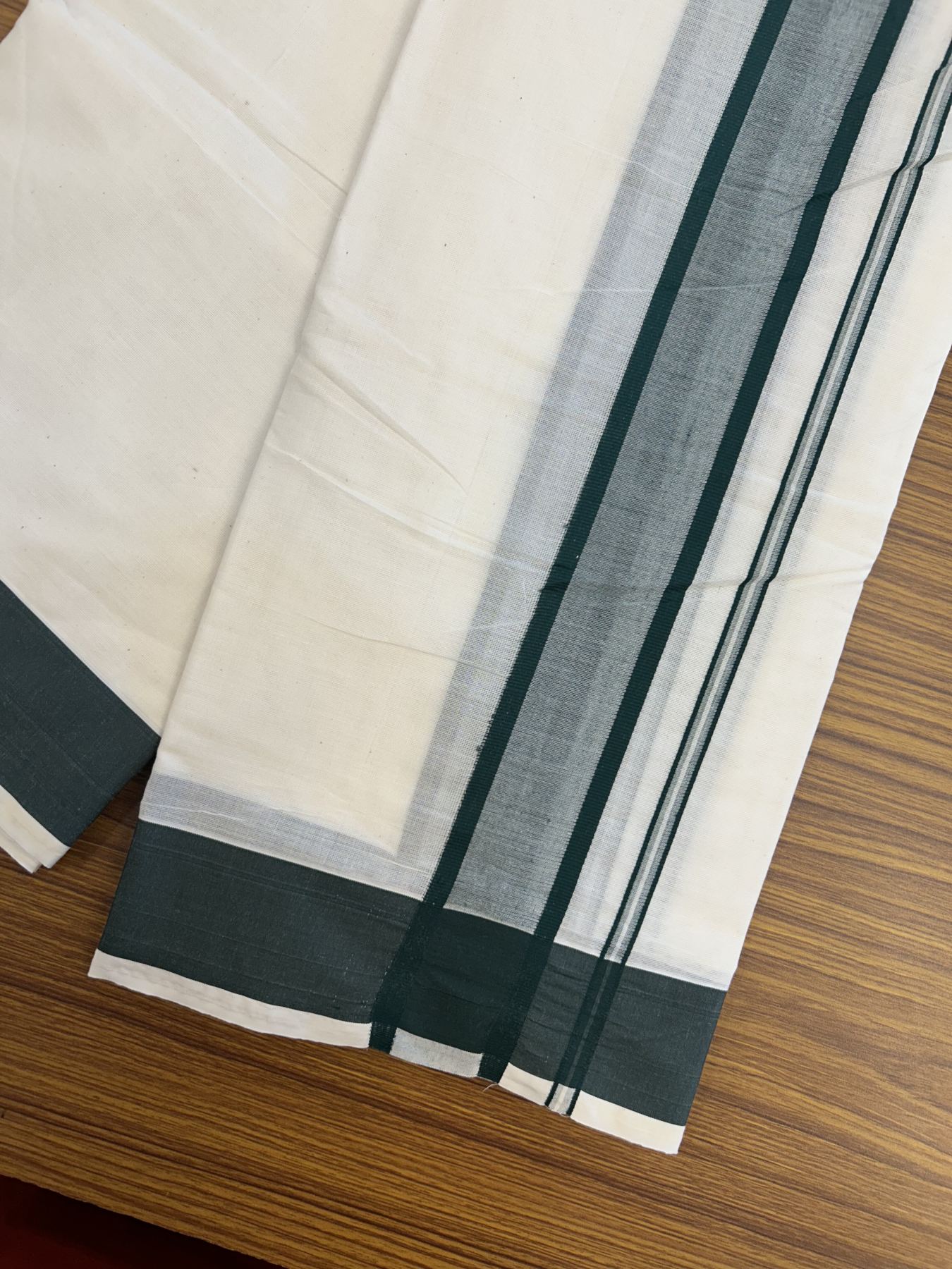 Panchakacham Dhoti - 20% Discount! Kaitharikada Balaramapuram Cotton Mix - Off White - (Unbleached) 80X90 thread - North Iindian- Attached Gamcha - 9x5 Dhoti - 2 inch Dark Green shaded kara - 28 KK8305 PMC