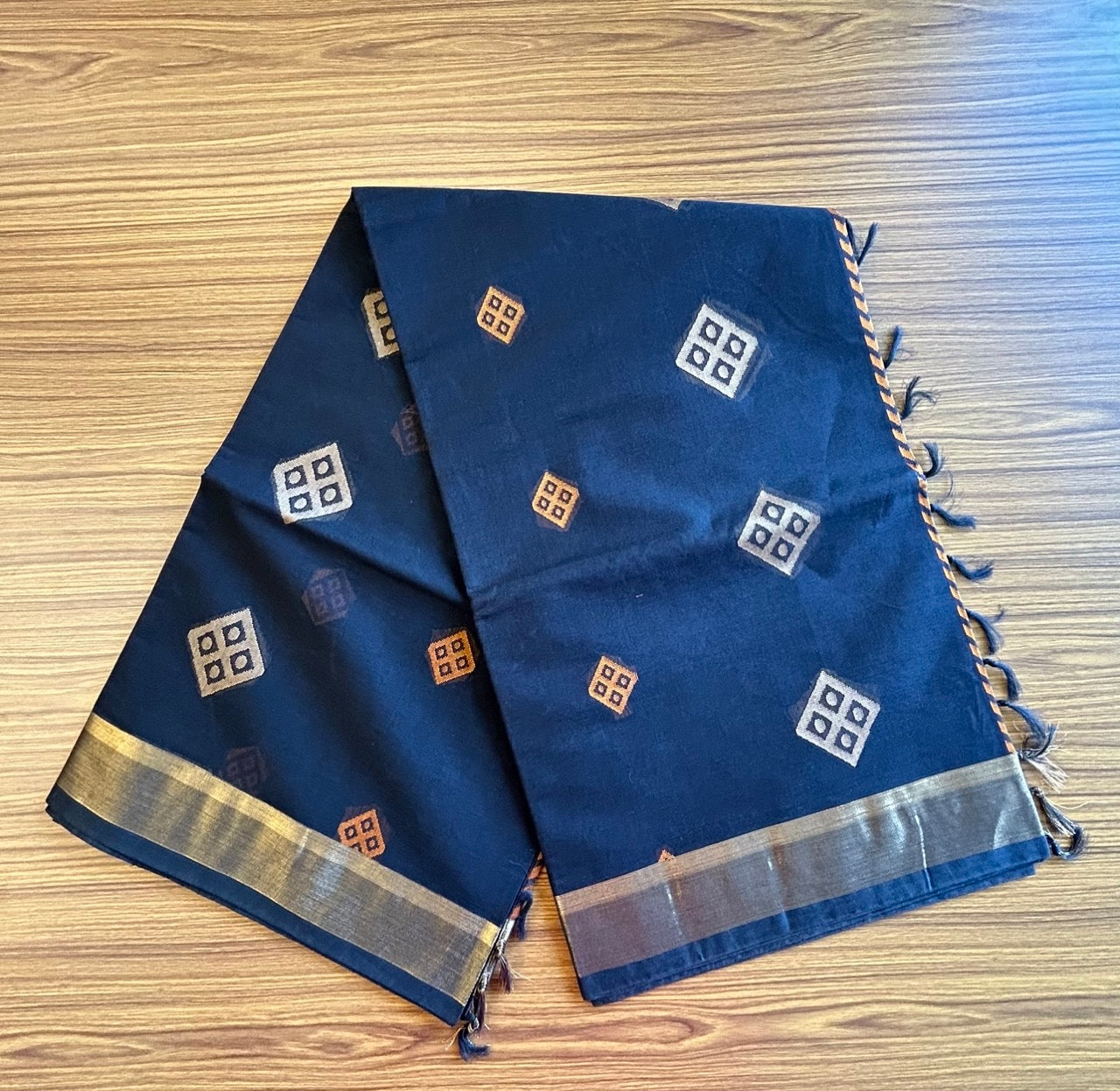 KaithariKada- Balaramapuram Saree - 100% PURE Cotton - Black & Gold Design - 10KK1002KHA