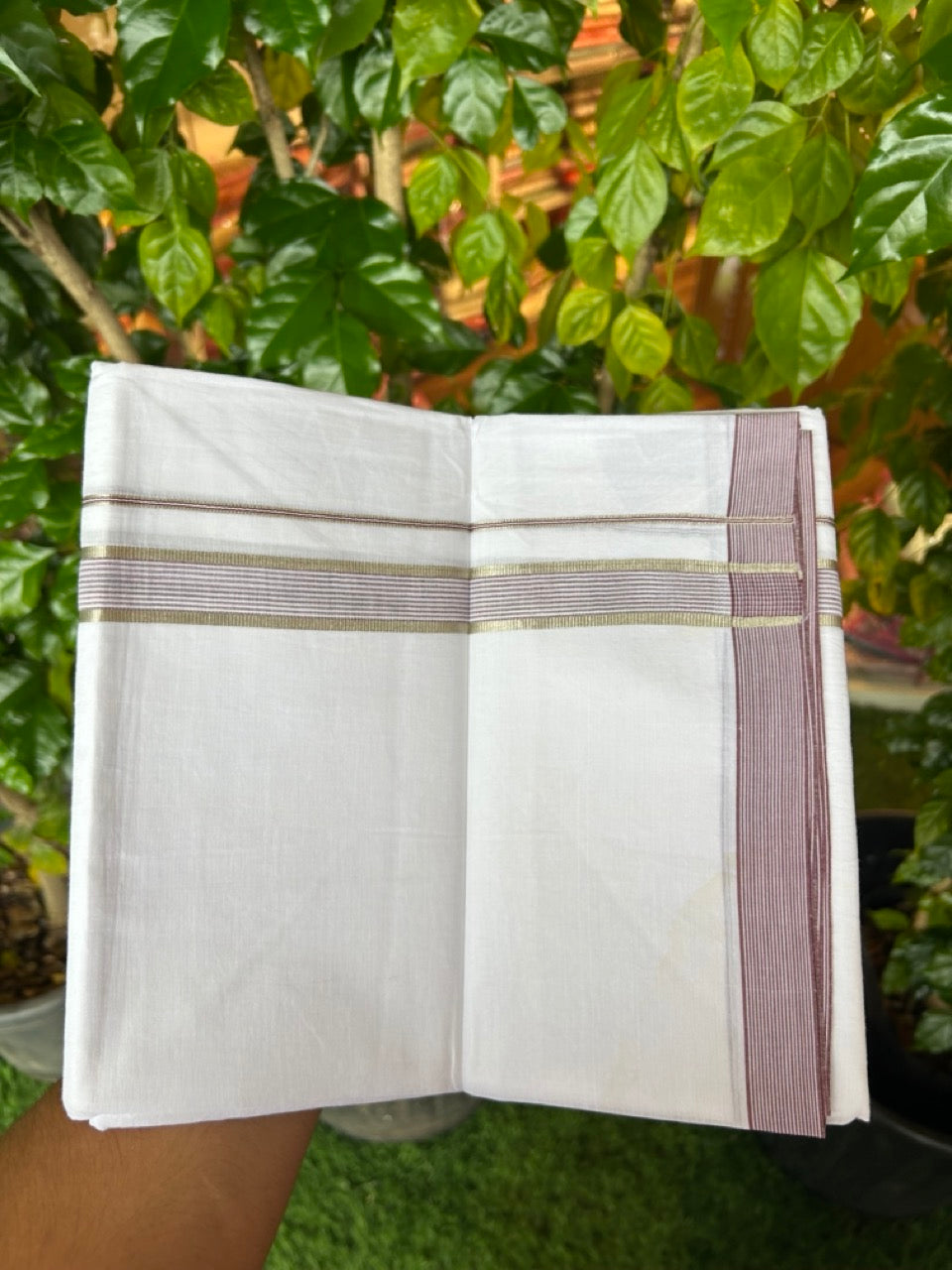 20% Discount ! Kaitharikada Balaramapuram 100% Cotton PURE WHITE Double Mundu/Dothi - 100x80 - 0.75 inch Silver Kasav & Light Wine stripes Kara 3.75 mtr (8 muzham) - 86KK5220 THI
