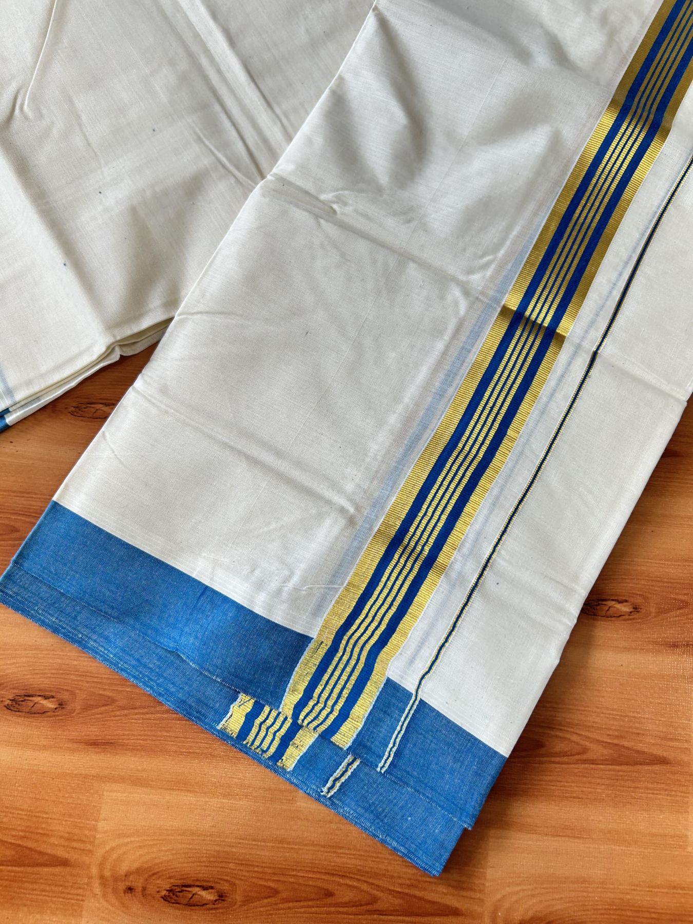 Double Off white - (Unbleached) - Mundu/Dhoti- 20% Discount! KaithariKada 100% Cotton - 100x80 - 1.5 inch Gold Kasav & Peacock Blue Stripes Kara 4 mtr (8.5 muzham) - 2 KK5440 VIN
