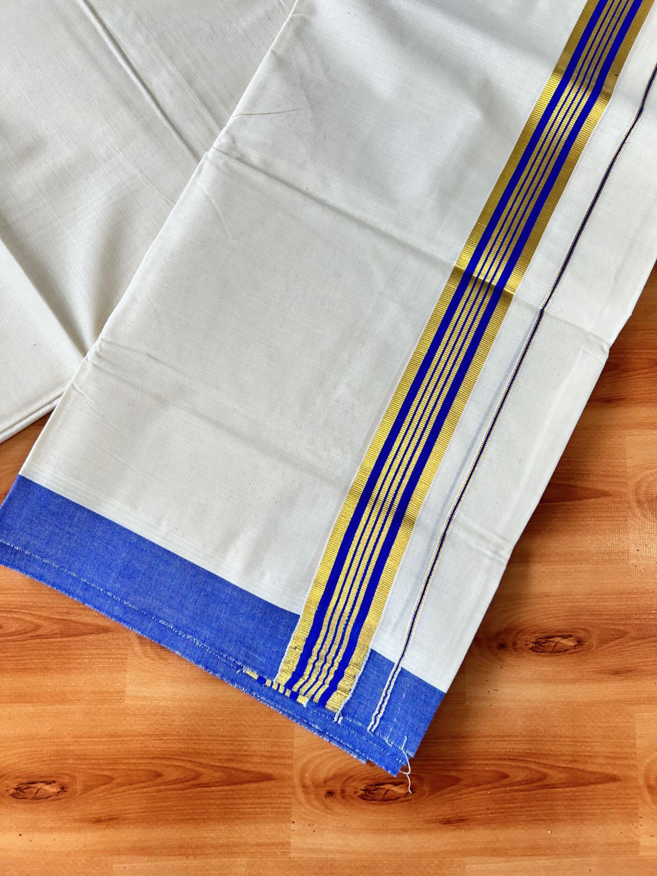Double Off white - (Unbleached) - Mundu/Dhoti- 20% Discount! KaithariKada 100% Cotton - 100x80 - 1.5 inch Gold Kasav & Indigo Blue Stripes Kara 4 mtr (8.5 muzham) - 1 KK5440 VIN