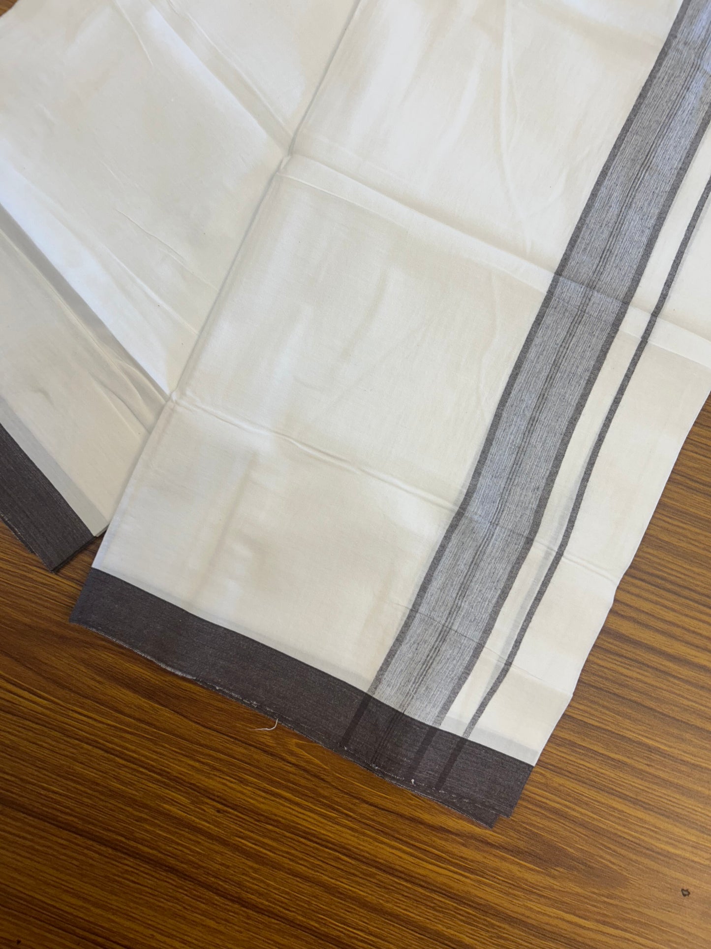 KaithariKada Balaramapuram 100% Cotton Single Pure White Mundu/Dhoti - (40s) - 1.5 inch Brown Shaded Stripes kara 2 mtr (4 muzham) - 54 KK5359 THI