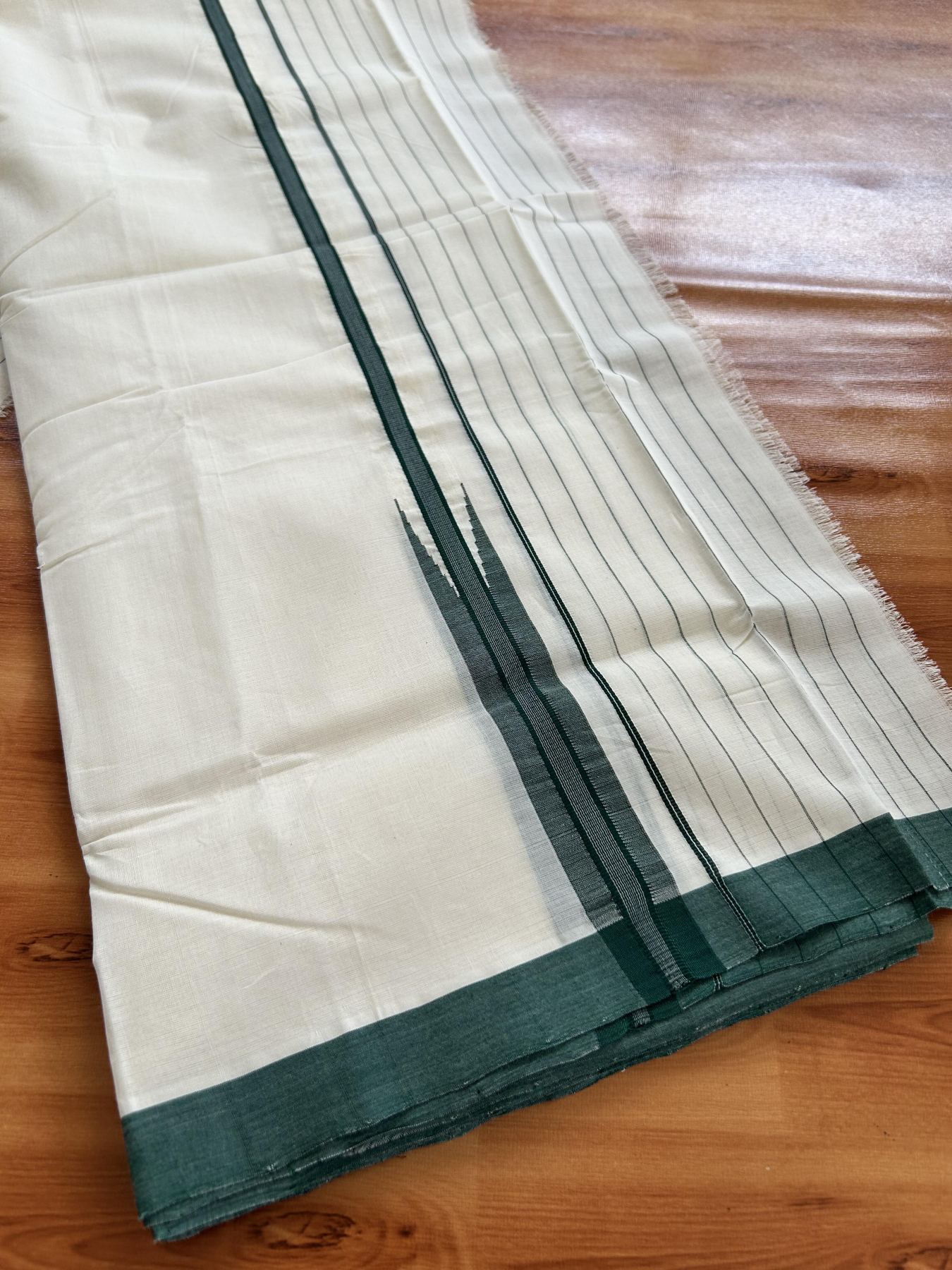 Double Off White (Unbleached) Mundu/Dhoti - 25% Discount!! KaithariKada Handloom Unakkupaav - Kerala Handloom - 100% Pure Cotton - 100x80 - 6.25 inch Dark Green Striped Chutty Kara 4 meter (8.5 muzham) - 19 KK5436 REA