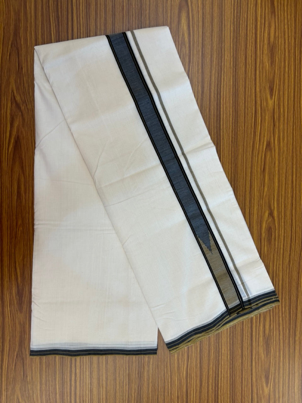 25% Discount!! KaithariKada Handloom Unakkupaav Balaramapuram - 100% Pure Cotton Off White - (Unbleached) Double Mundu/Dothi - 100x80 -1.5 inch Black Light Brown Chutty Kara 4 meter (8.5 muzham) - 11 KK5233 REA