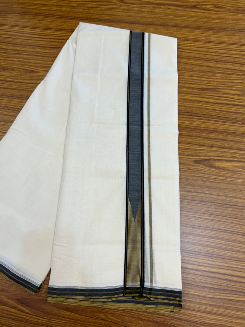 25% Discount!! KaithariKada Handloom Unakkupaav Balaramapuram - 100% Pure Cotton Off White - (Unbleached) Double Mundu/Dothi - 100x80 -1.5 inch Black Light Brown Chutty Kara 4 meter (8.5 muzham) - 11 KK5233 REA