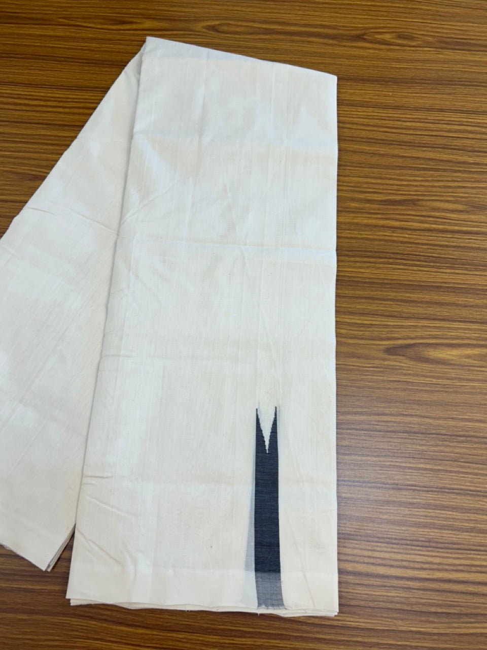 25% DISCOUNT!! KaithariKada HANDLOOM UNAKKUPAAV Balaramapuram - 100% PURE Cotton OFF White - (Unbleached) Double Mundu/Dothi - 120 x 100 - 1 inch Navy Blue Chutty Kara 4 meter (8.5 muzham) - 8 KK5233 REA