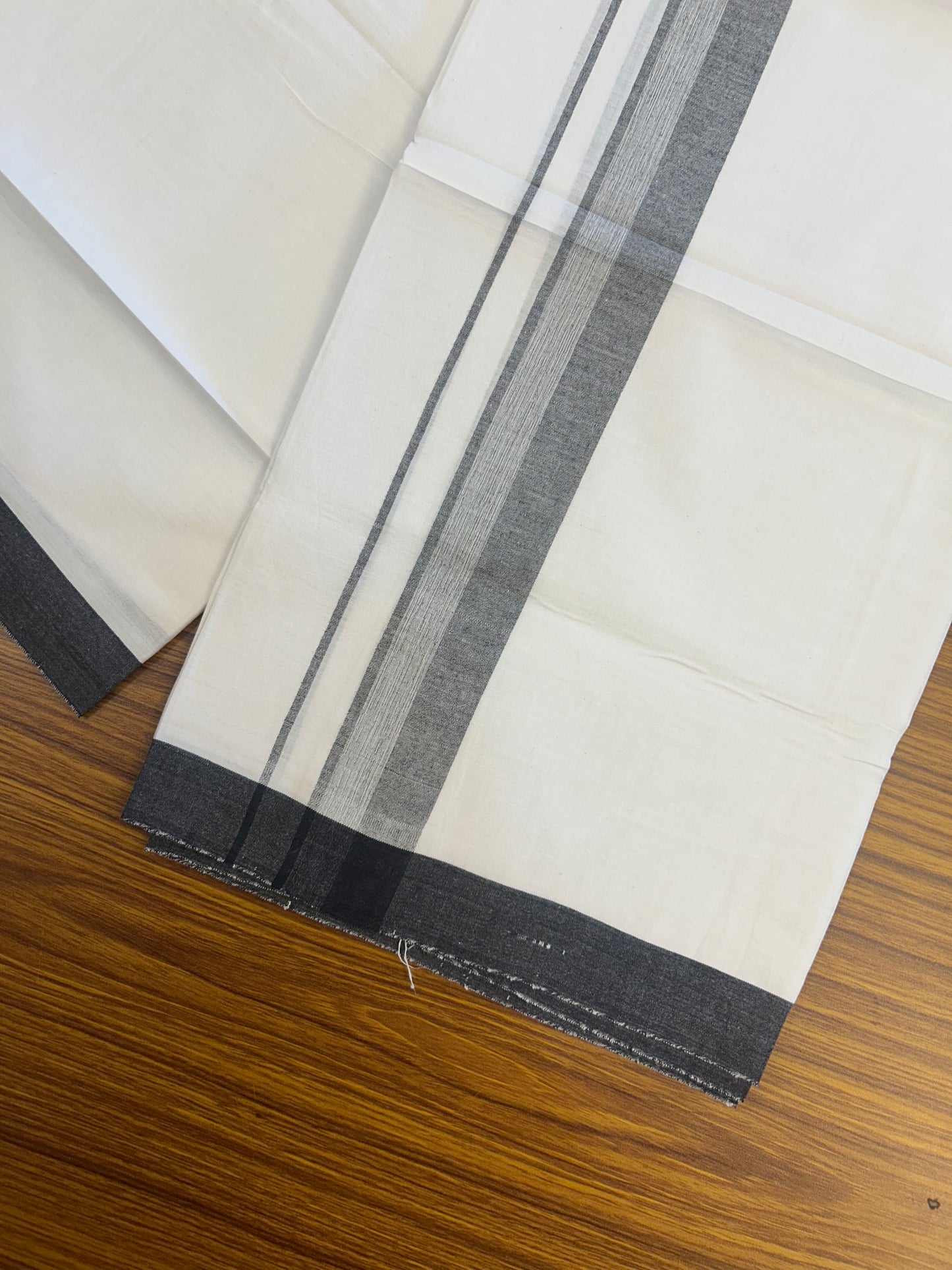 KaithariKada Balaramapuram 100% Cotton Single Pure White Mundu/Dhoti - (40s) - 1.5 inch Black Shaded Stripes kara 2 mtr (4 muzham) - 64 KK5359 THI