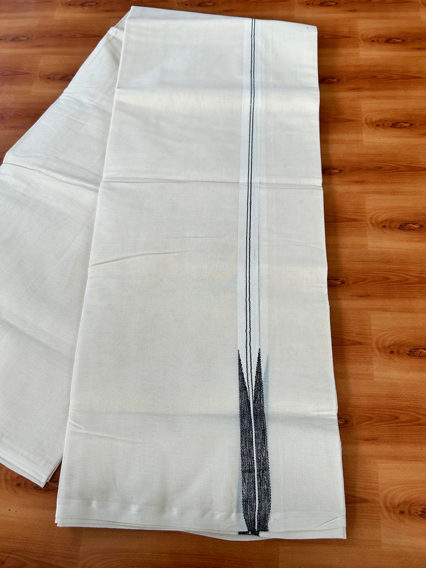 Double Off white Mundu/Dhoti - 20% Discount! KaithariKada Balaramapuram 100% Cotton - 100x100 - 1 inch Puliyilakkara Silver Kasav & Black Shaded Chutty Kara 4 mtr (8.5 muzham) - 5 KK5442 ASH