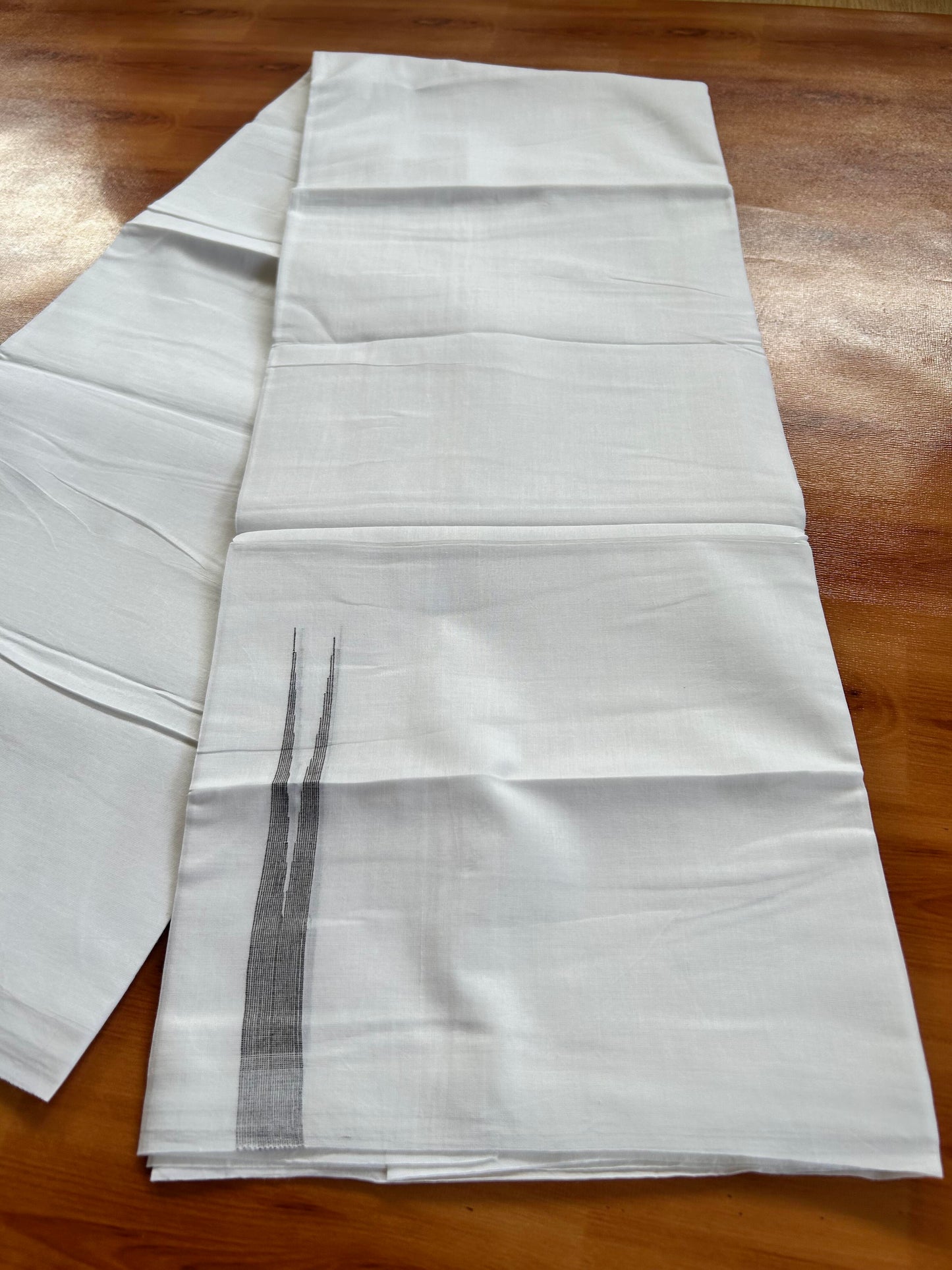 Double Pure White Mundu/Dhoti - 20% Discount !! KaithariKada Balaramapuram 100% Cotton - 100x80 - 0.5 Brown Striped Chutty Kara 3.90 mtr (8 muzham) - 16 KK5443 VAS