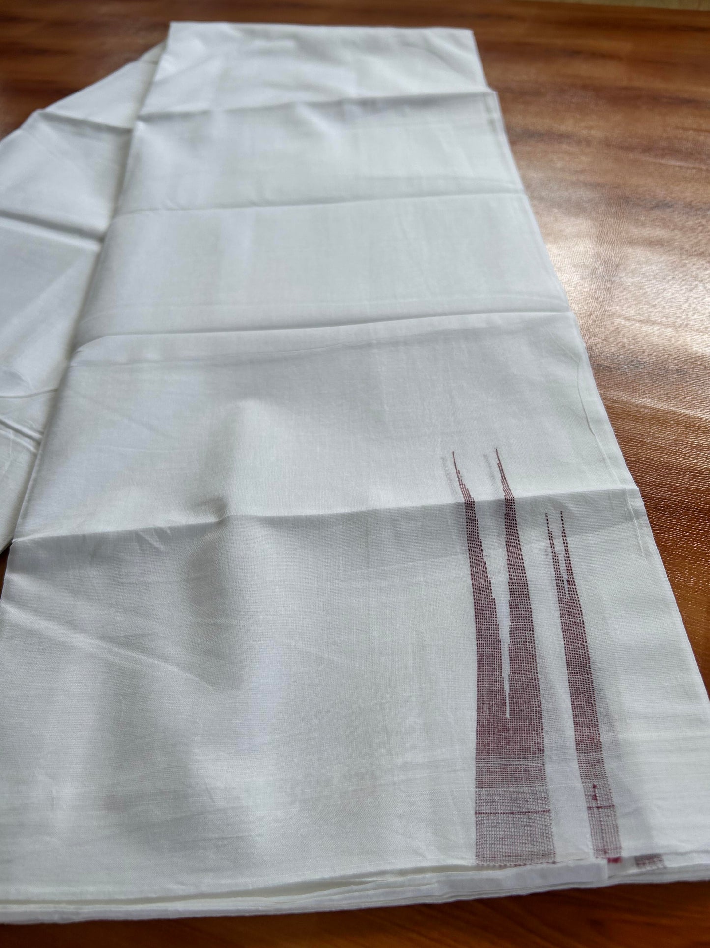 Double Pure White Mundu/Dhoti - 20% Discount !! KaithariKada Balaramapuram 100% Cotton - 100x80 - 1.25 Light Maroon Striped Double Chutty Kara 3.90 mtr (8 muzham) - 10 KK5443 VAS