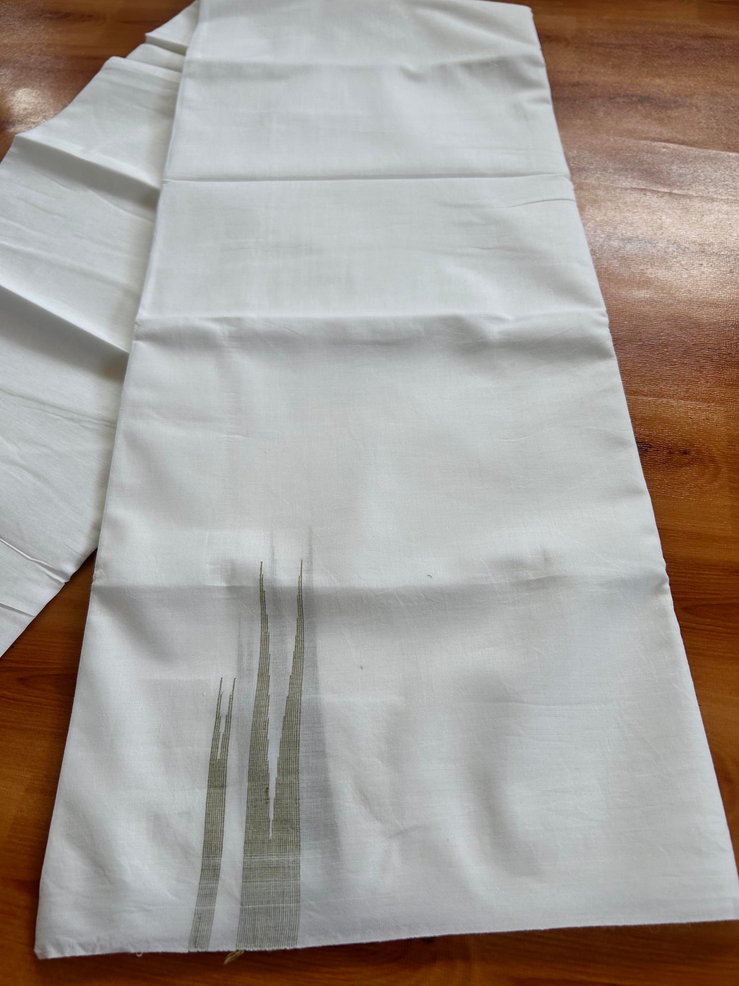 Double Pure White Mundu/Dhoti - 20% Discount !! KaithariKada Balaramapuram 100% Cotton - 100x80 - 1.25 Olive Green Striped Double Chutty Kara 3.90 mtr (8 muzham) - 13 KK5443 VAS
