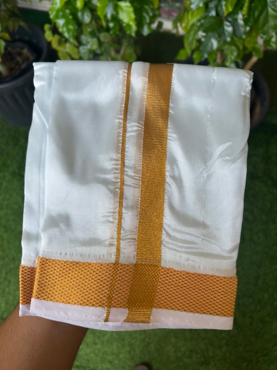 12% Discount!! KaithariKada Balaramapuram 100% Silk Double Mundu/Dhoti - White Colour Body - 0.75 inch Gold Kasav Kara 3.60 mtr (8 muzham)- 7KK5222 GAN