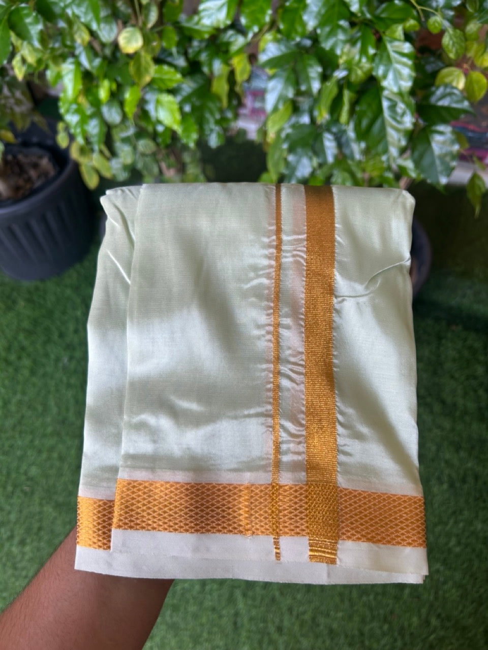 12% Discount!! KaithariKada Balaramapuram 100% Silk Double Mundu/Dhoti - Pastel Green Colour Body - 0.5 inch Gold Kasav Kara 3.60 mtr (8 muzham) - 11KK5222 GAN