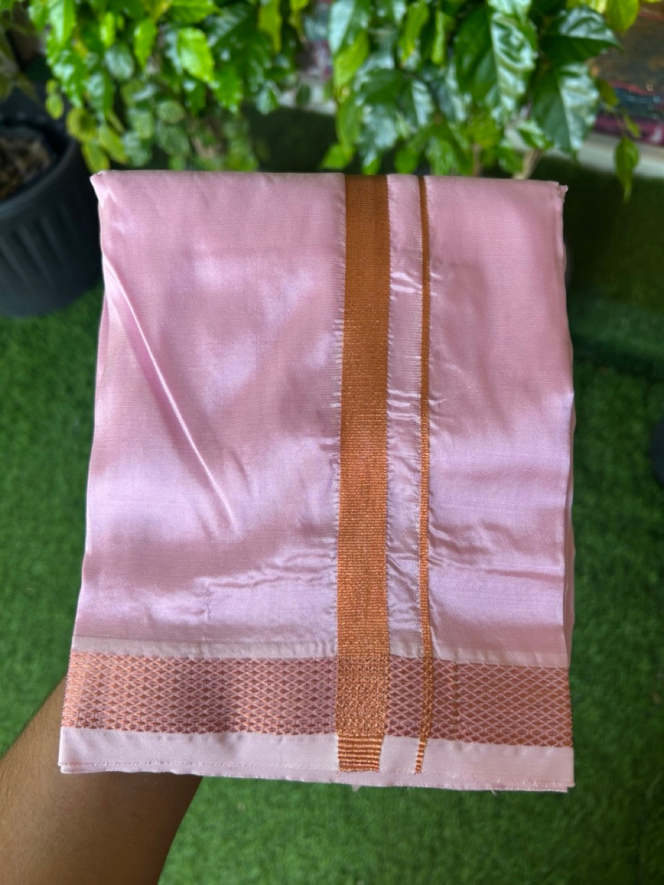 12% Discount!! KaithariKada Balaramapuram 100% Silk Double Mundu/Dhoti - Pink Colour Body - 0.5 inch Gold Kasavu Kara 3.60 mtr (8 muzham) - 15KK5222 GAN